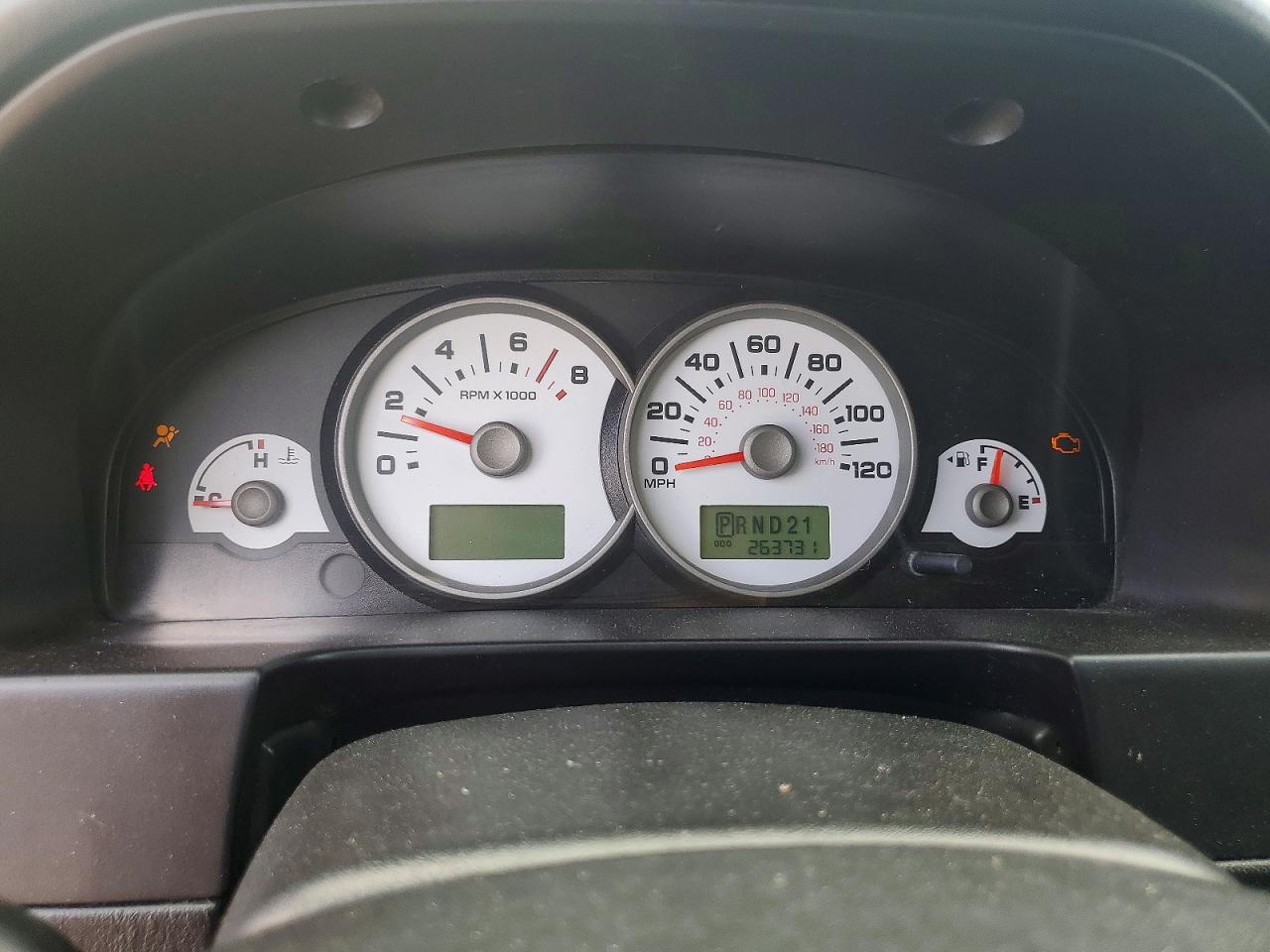 2006 Ford Escape Limited Silver vin: 1FMCU04196KA47735
