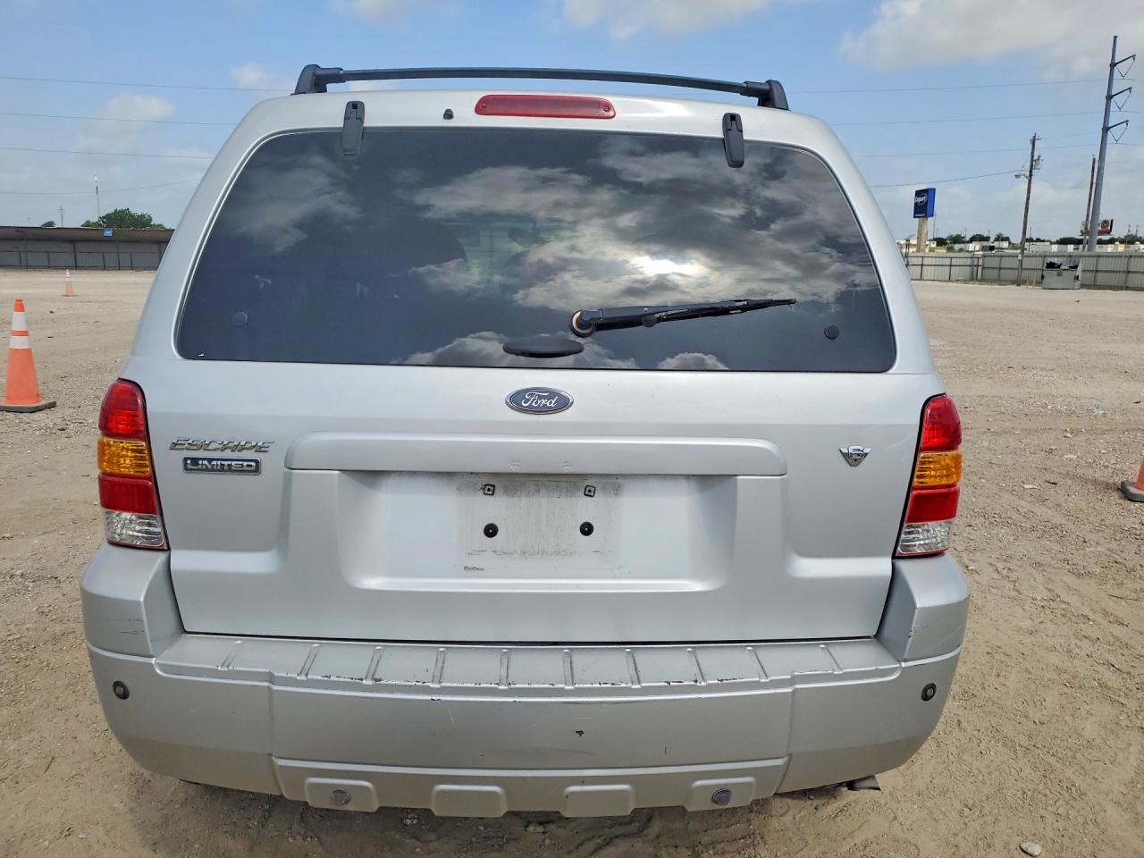 2006 Ford Escape Limited Silver vin: 1FMCU04196KA47735
