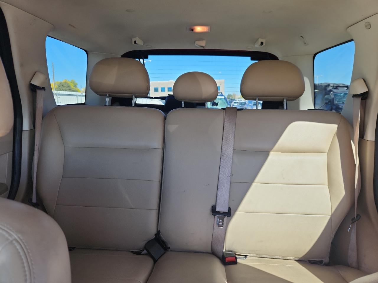 2008 Ford Escape Limited Red vin: 1FMCU04198KD85896