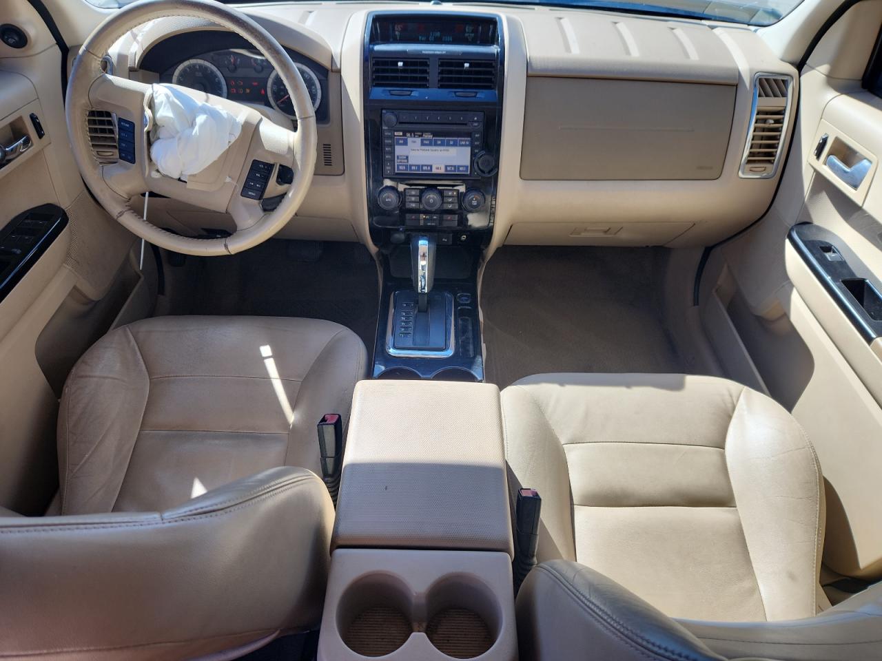 2008 Ford Escape Limited Red vin: 1FMCU04198KD85896