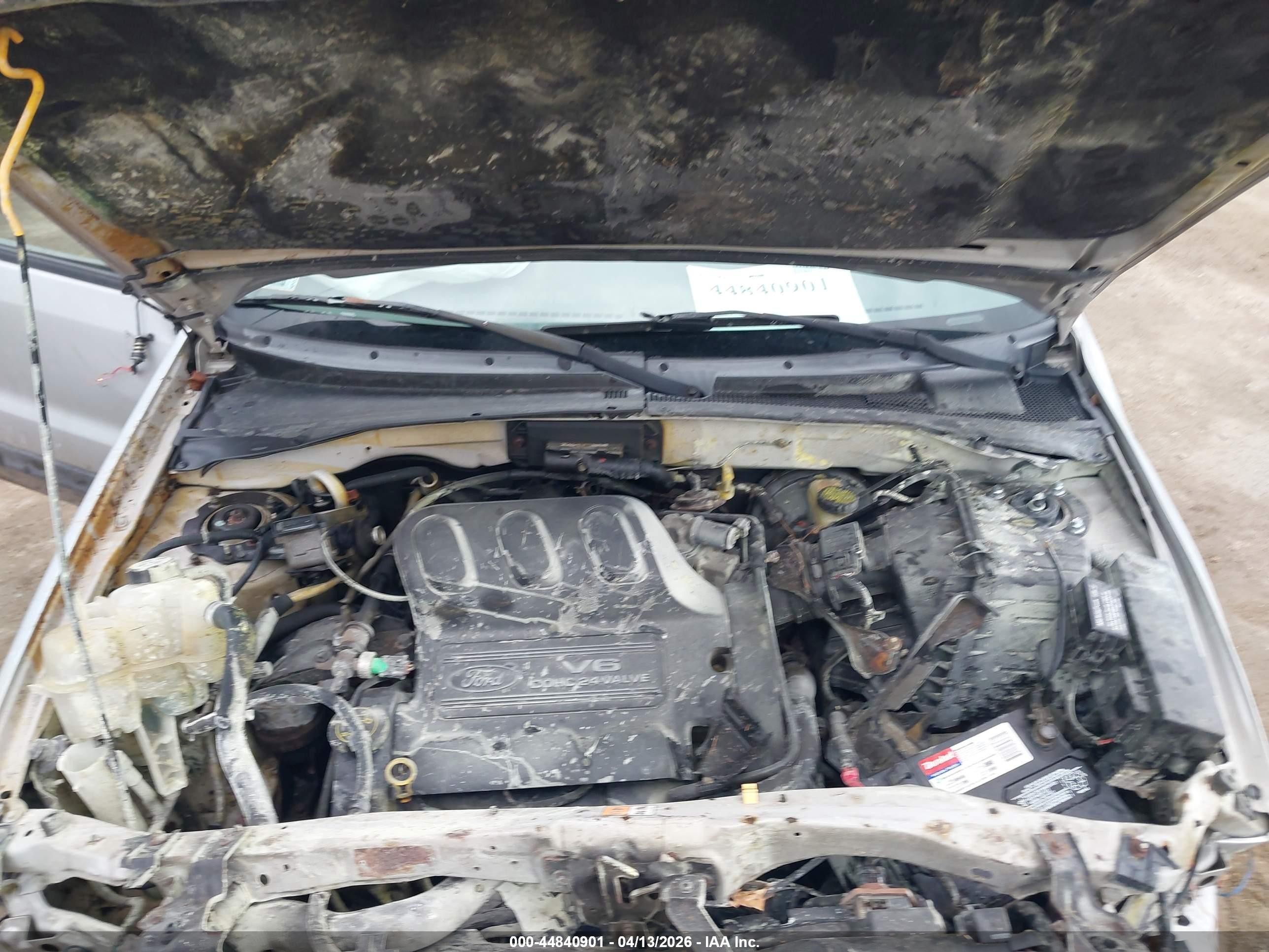 2002 Ford Escape Xlt Silver vin: 1FMCU041X2KB00422
