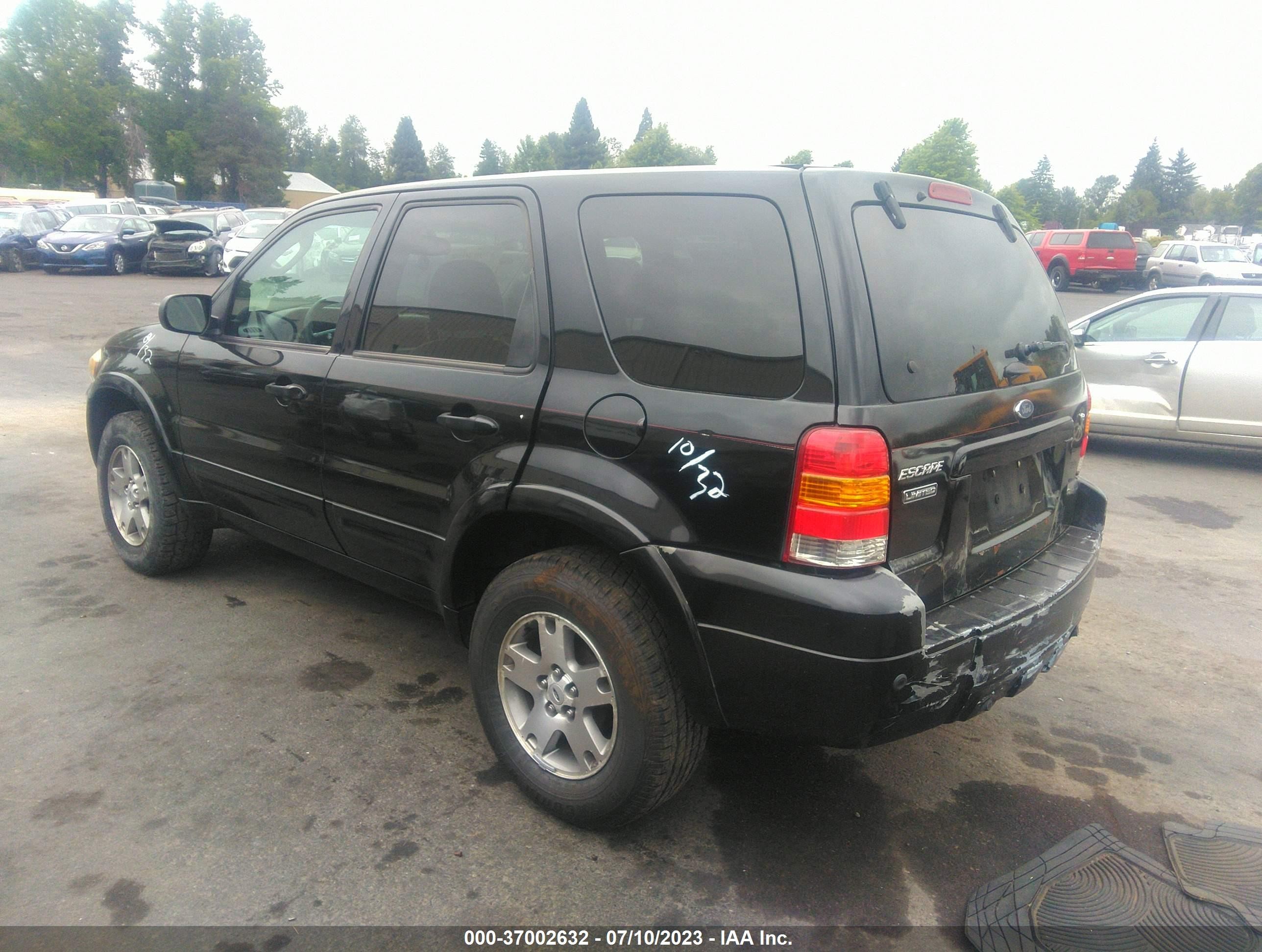 2005 Ford Escape Limited Black vin: 1FMCU041X5KB95097