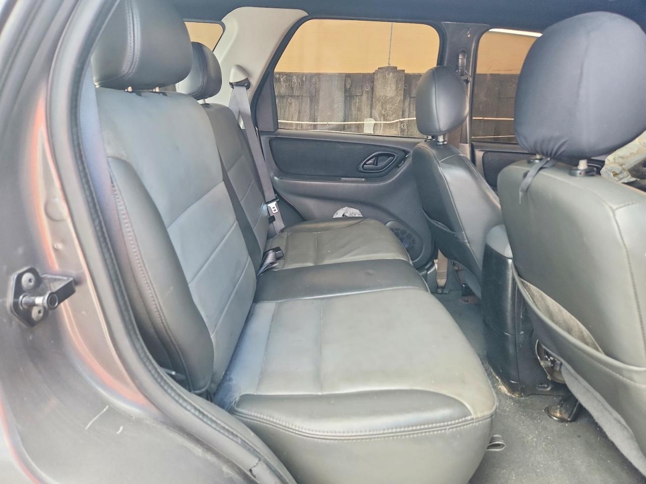 2005 Ford Escape Limited Серый vin: 1FMCU041X5KD13679