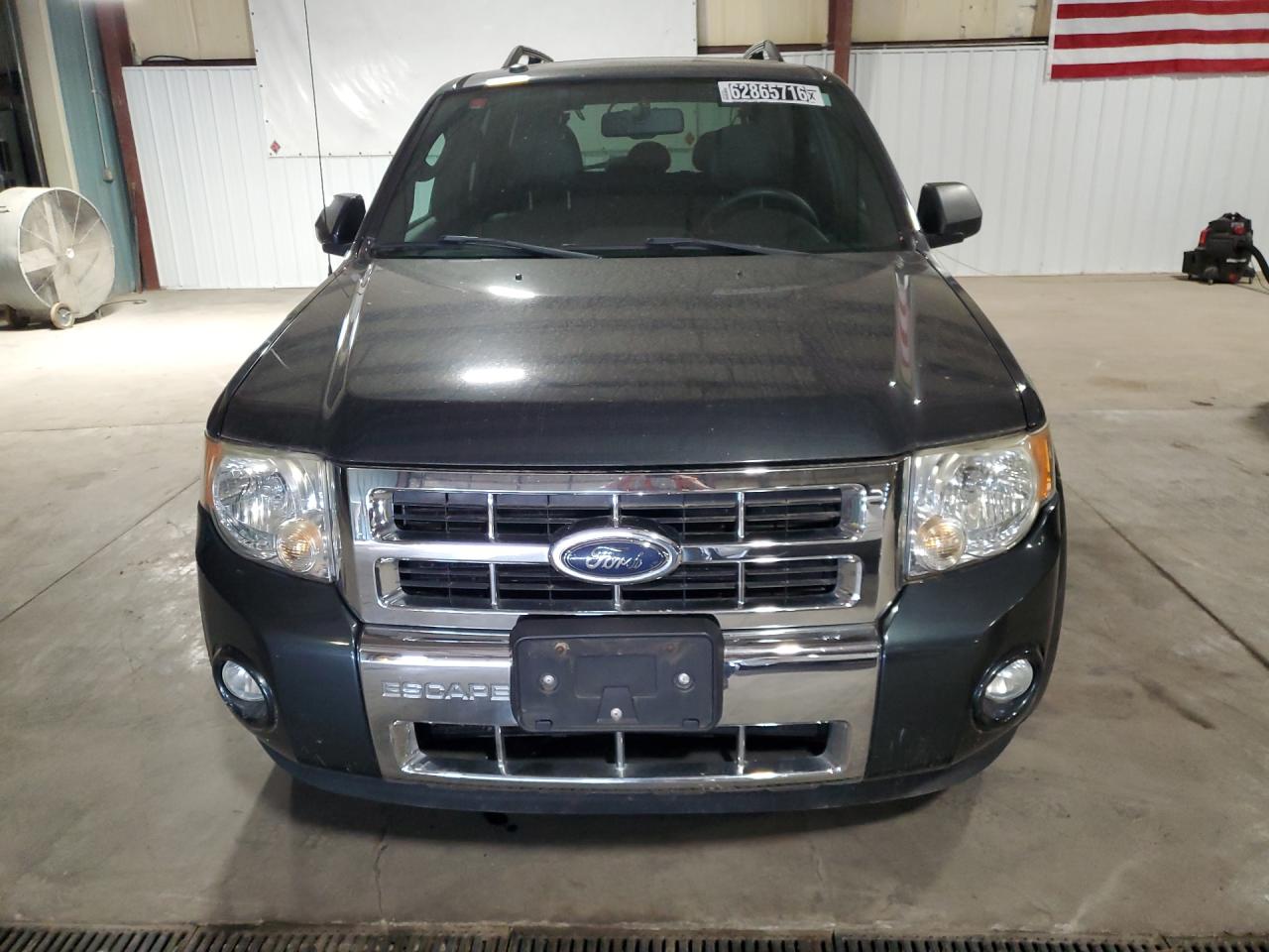 2009 Ford Escape Limited Black vin: 1FMCU04789KB21638 Damage: Left Head Lamp, Faded, Repair Required