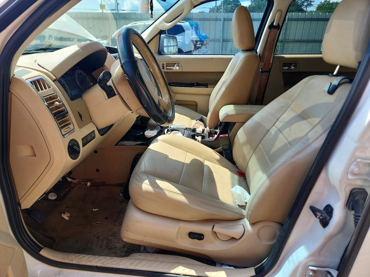 2009 Ford Escape Limited White vin: 1FMCU04G09KA82382