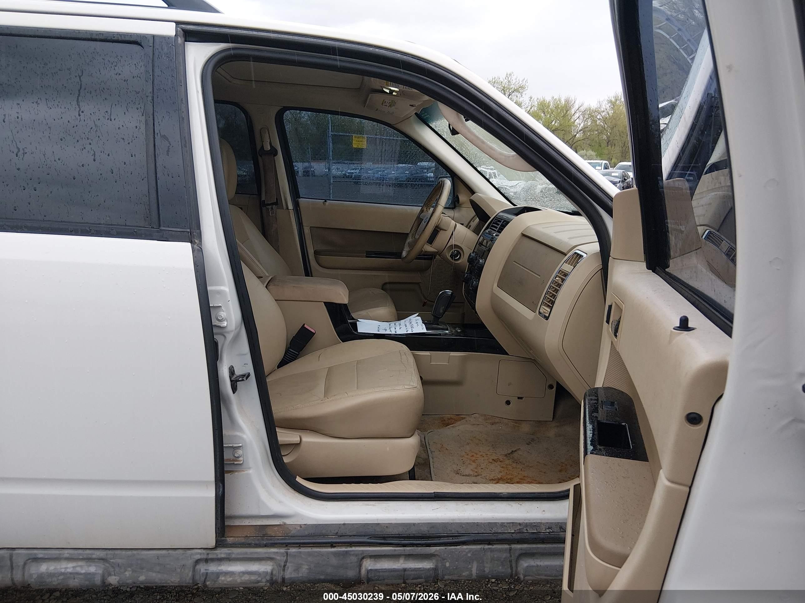 2009 Ford Escape Limited White vin: 1FMCU04G19KC10578