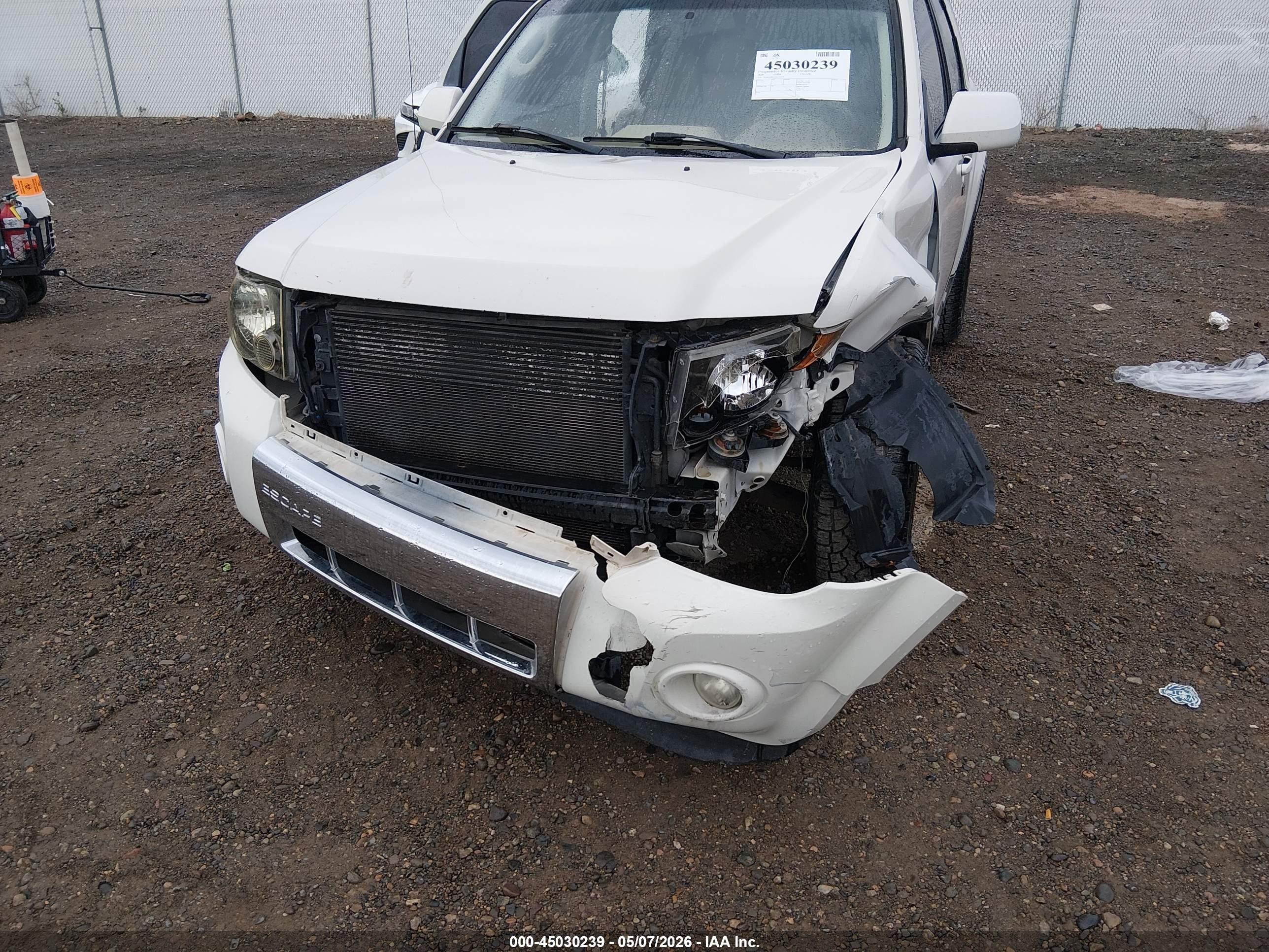2009 Ford Escape Limited White vin: 1FMCU04G19KC10578