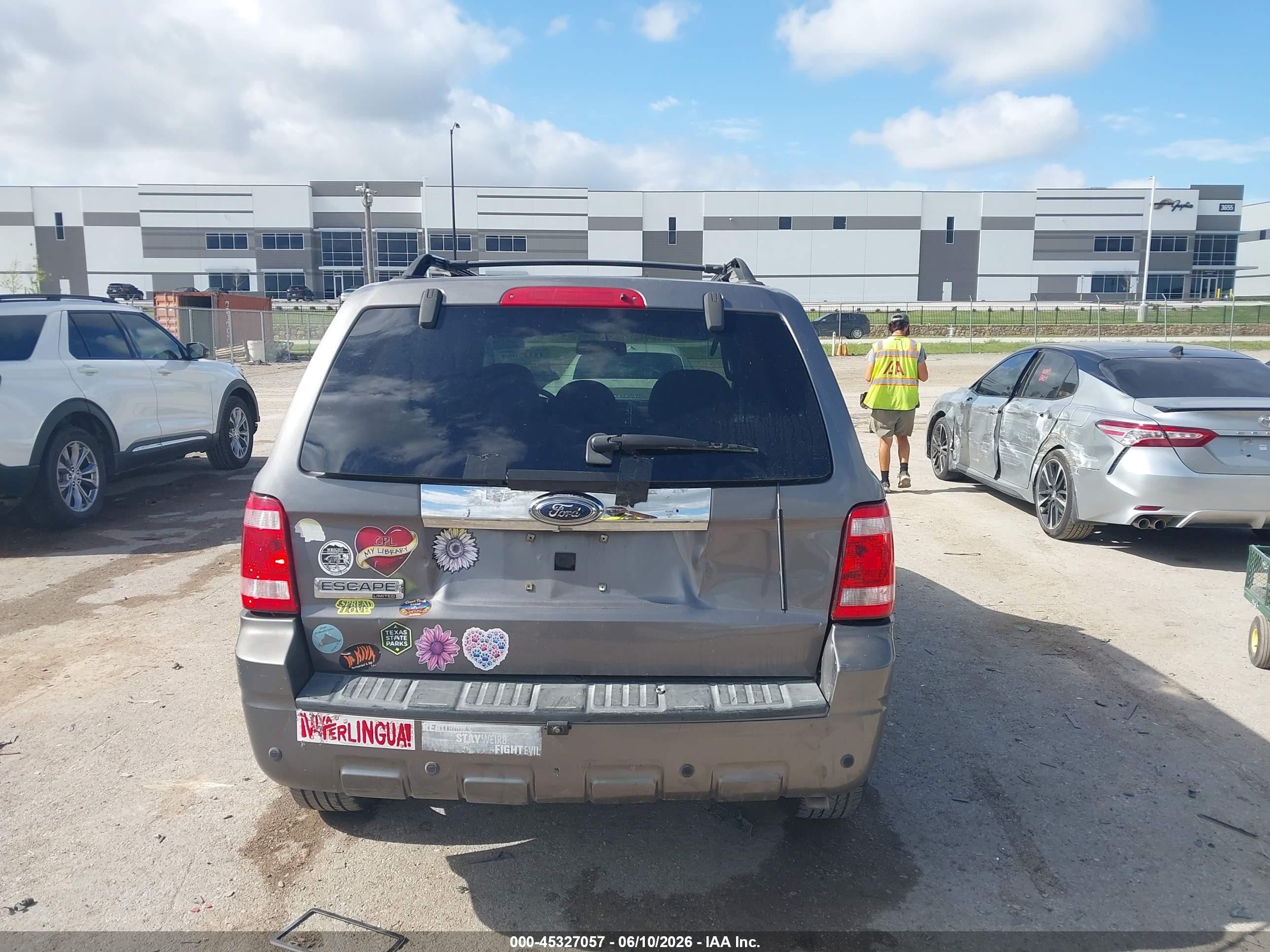 2009 Ford Escape Limited Gray vin: 1FMCU04G29KA14066