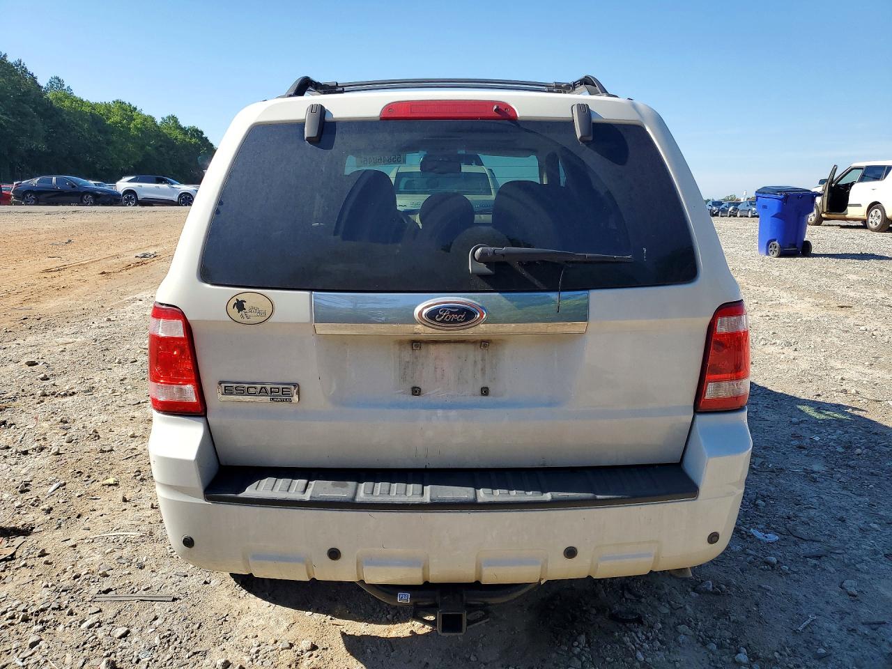 2009 Ford Escape Limited White vin: 1FMCU04G49KB09826
