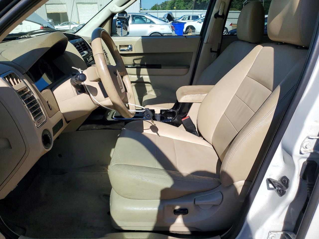 2009 Ford Escape Limited White vin: 1FMCU04G49KB09826