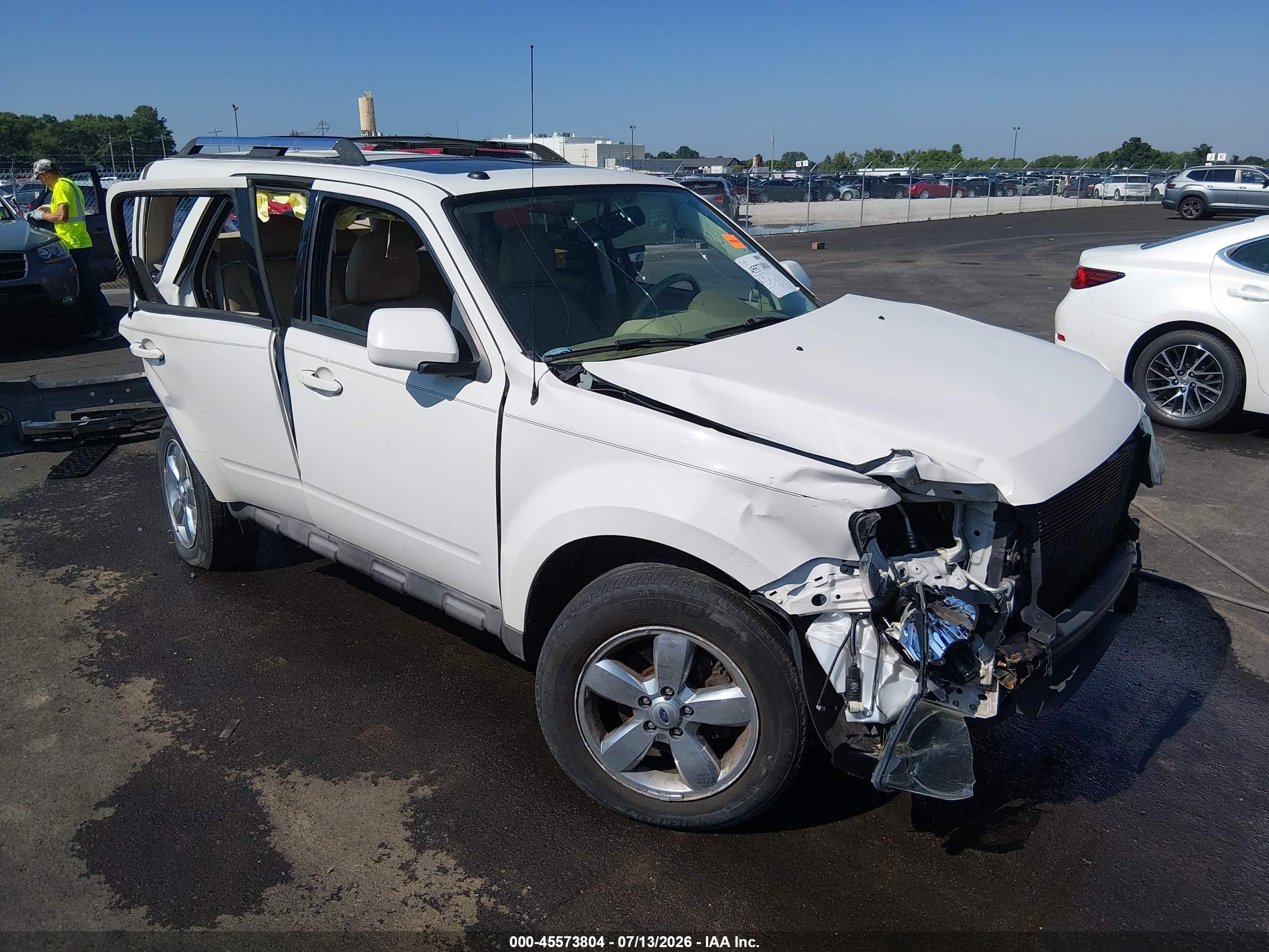2009 Ford Escape Limited White vin: 1FMCU04G49KB29638