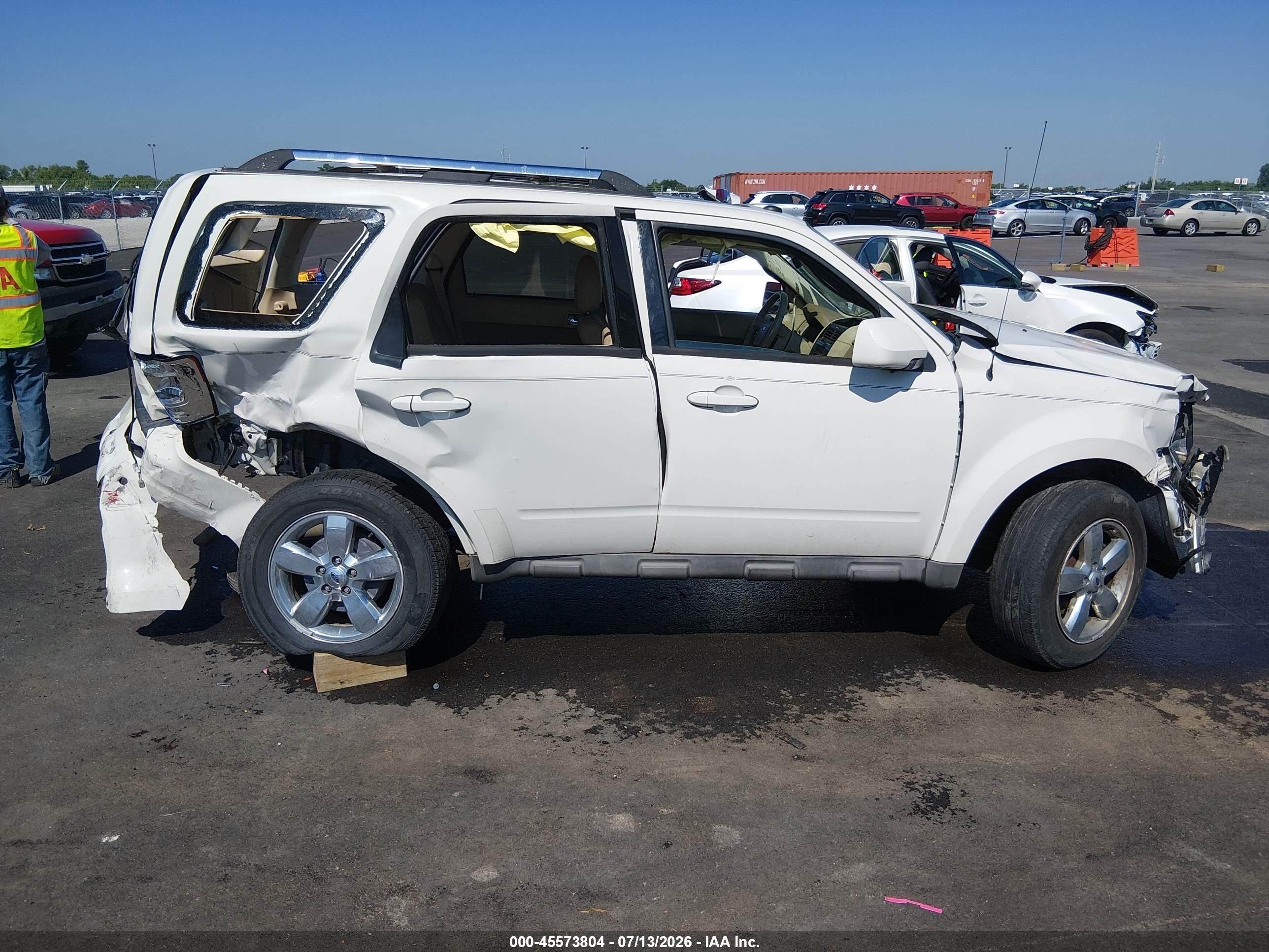 2009 Ford Escape Limited White vin: 1FMCU04G49KB29638