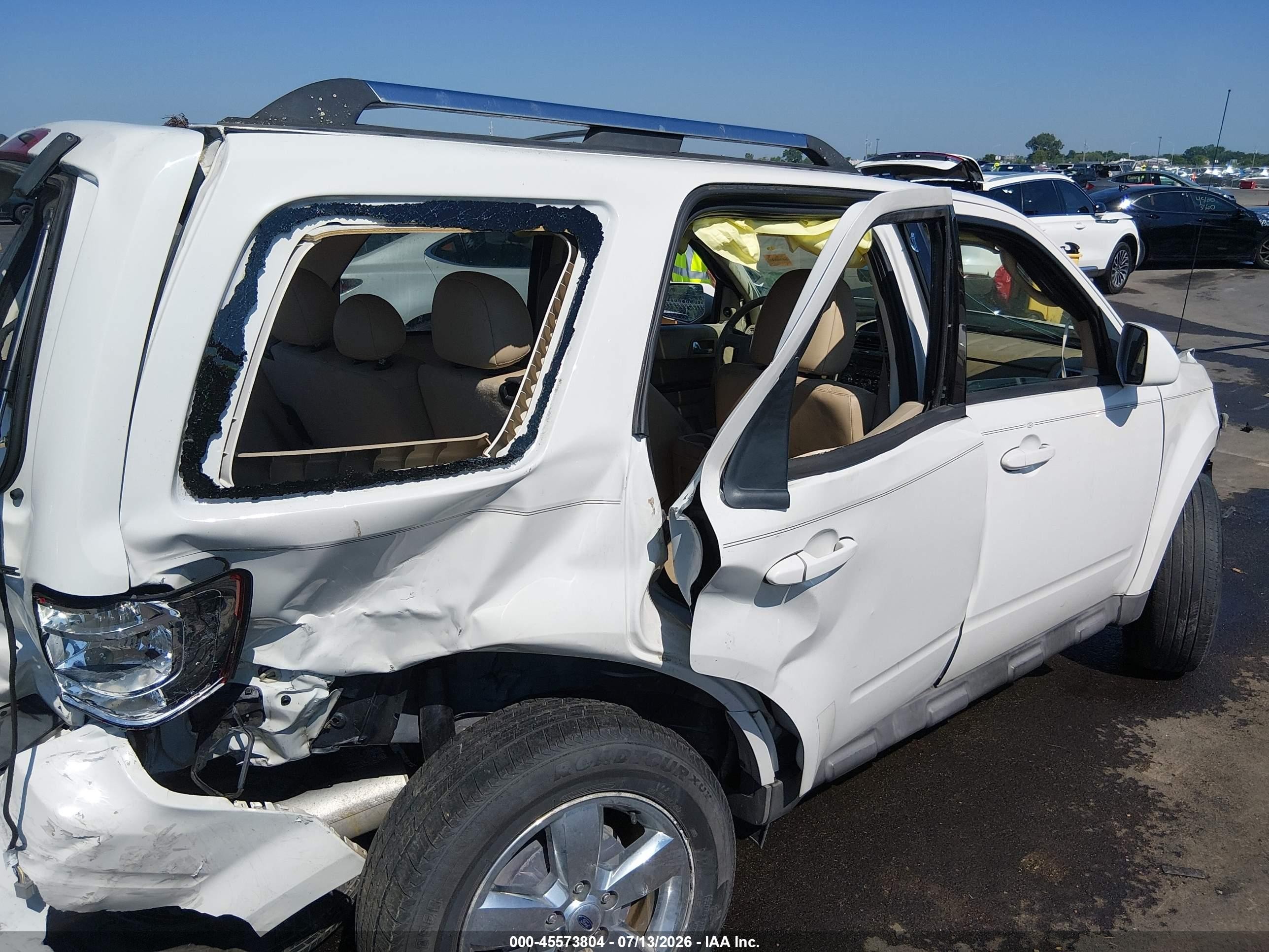 2009 Ford Escape Limited White vin: 1FMCU04G49KB29638