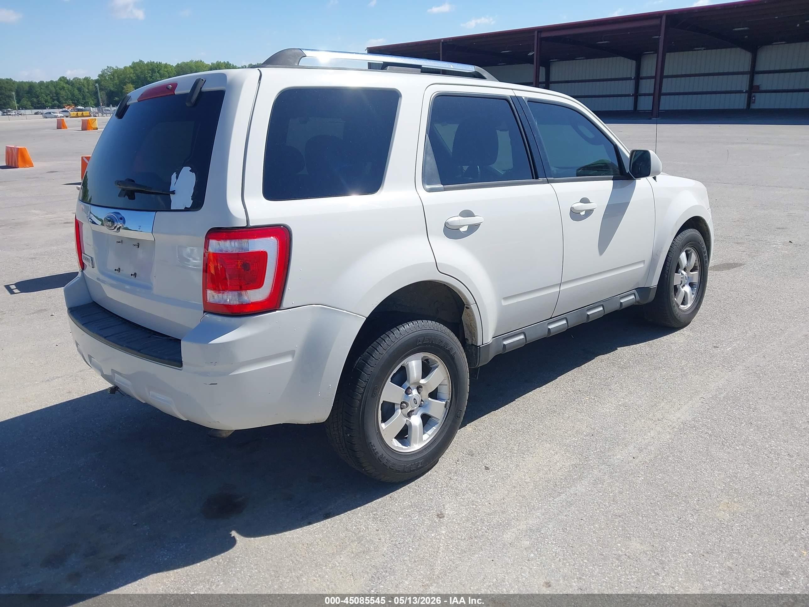 2009 Ford Escape Limited White vin: 1FMCU04G79KC02811