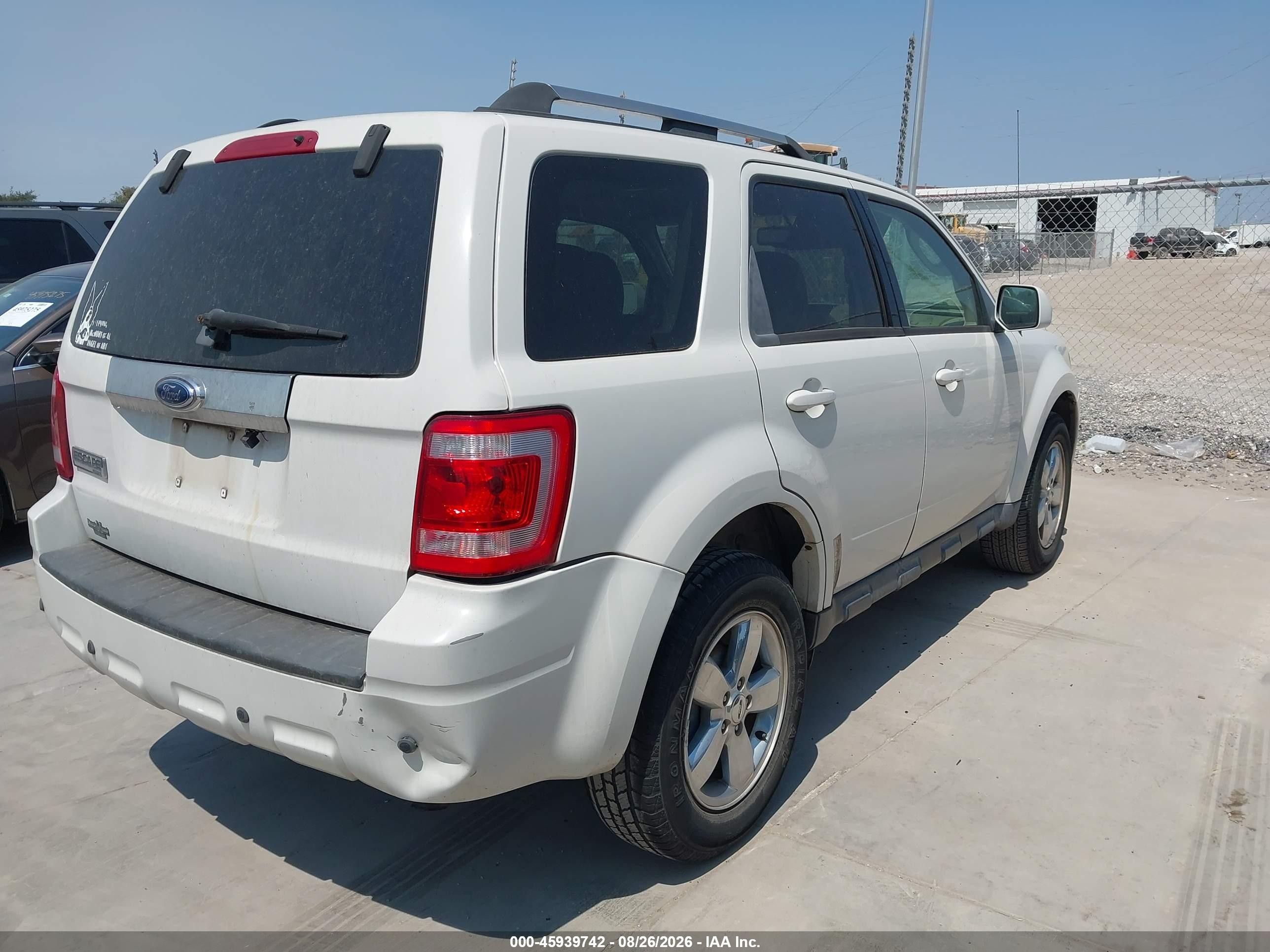 2009 Ford Escape Limited White vin: 1FMCU04G99KA13383