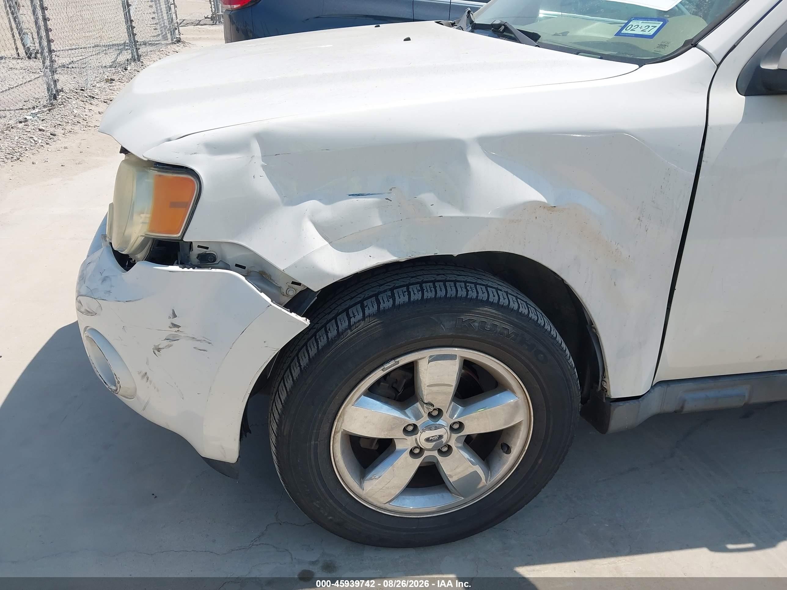 2009 Ford Escape Limited White vin: 1FMCU04G99KA13383