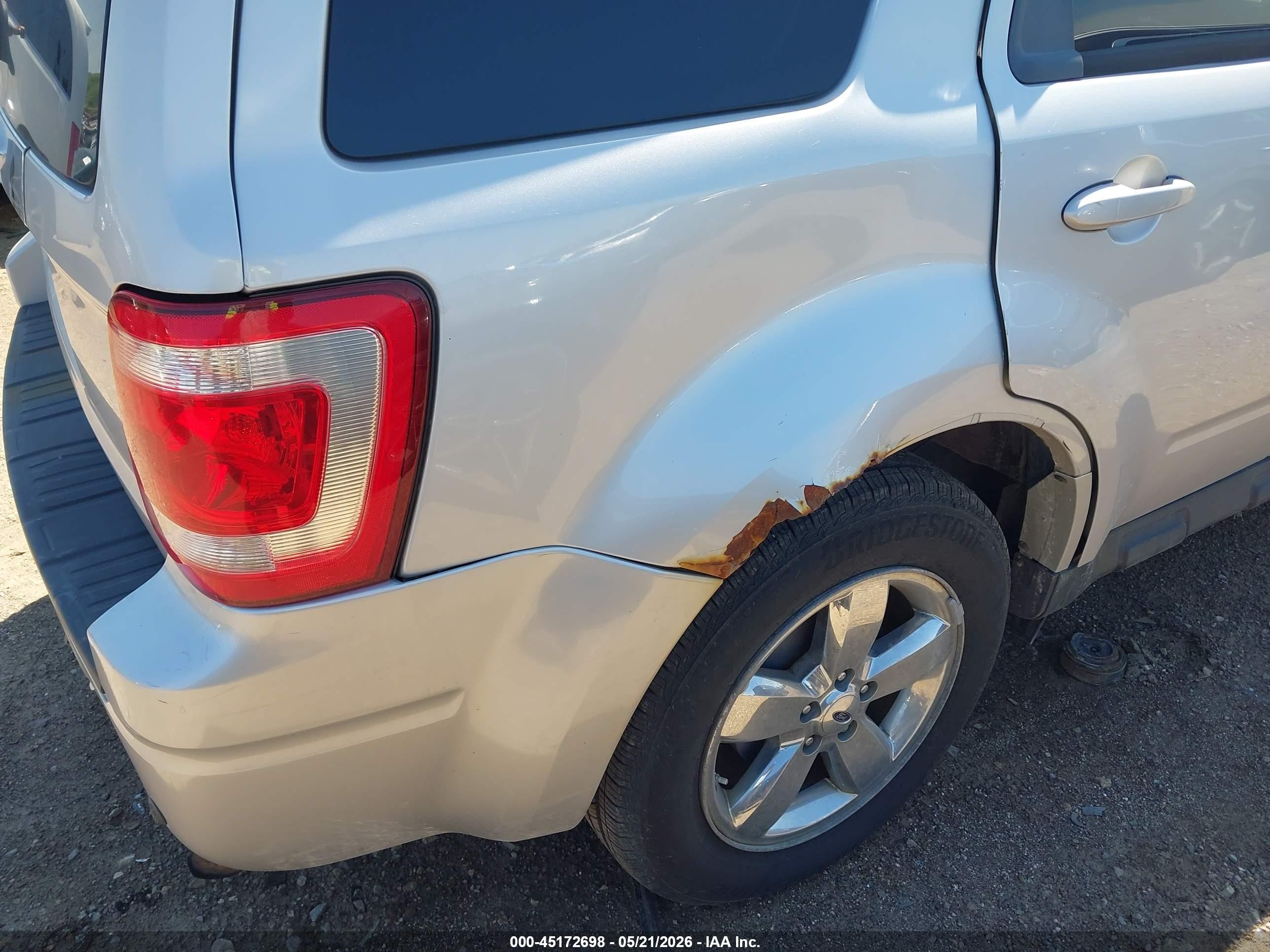 2009 Ford Escape Limited Silver vin: 1FMCU04G99KA89010