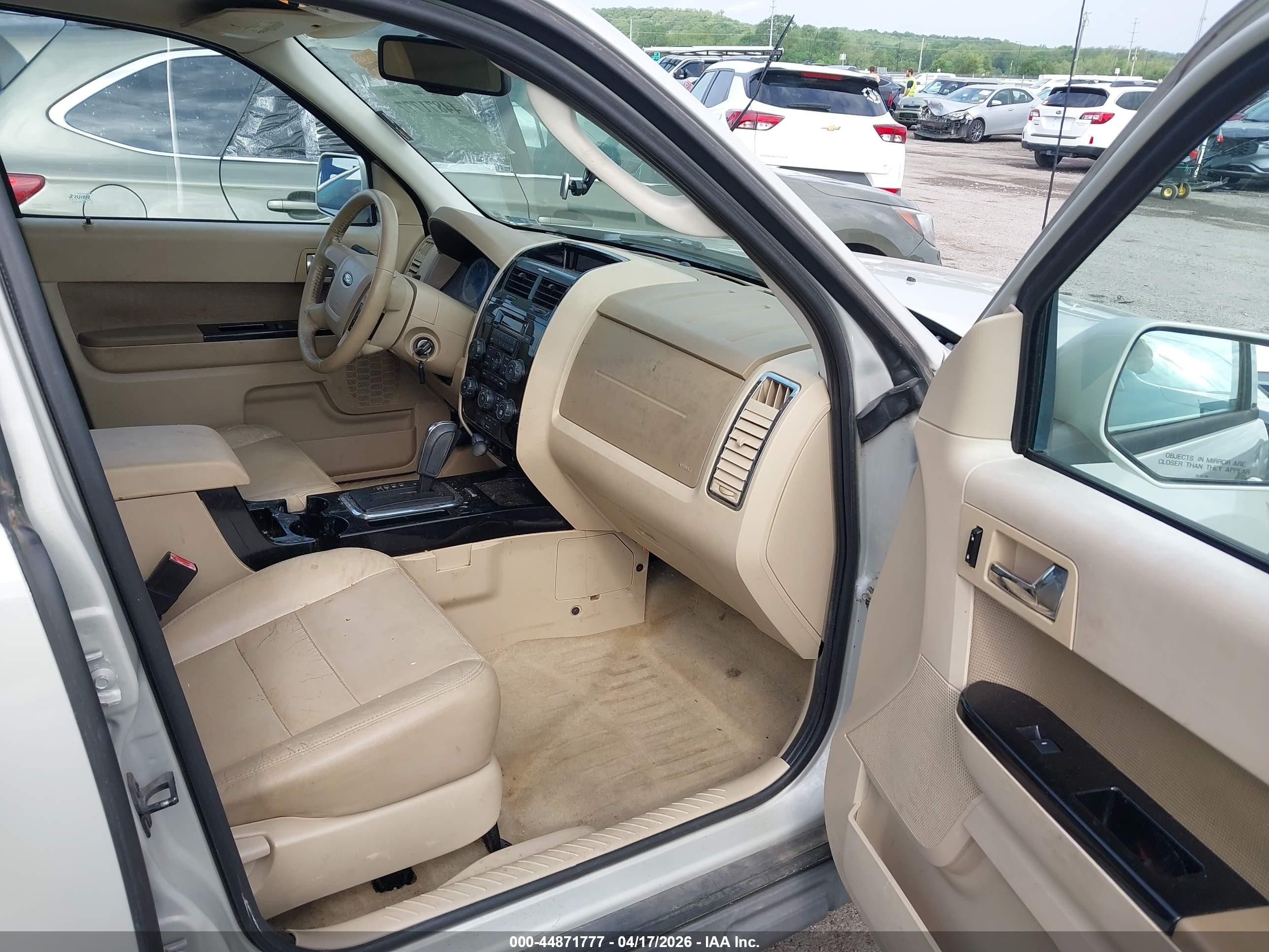 2009 Ford Escape Limited Cream vin: 1FMCU04GX9KA63273