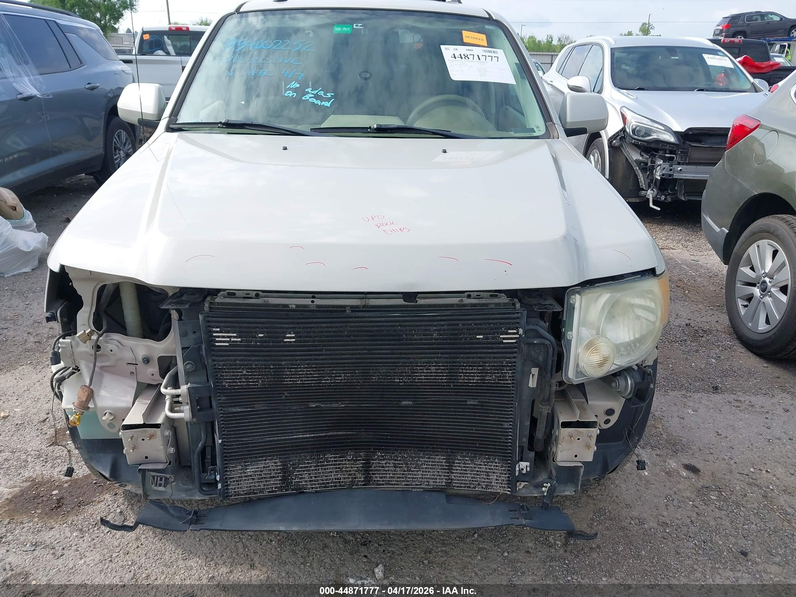 2009 Ford Escape Limited Cream vin: 1FMCU04GX9KA63273