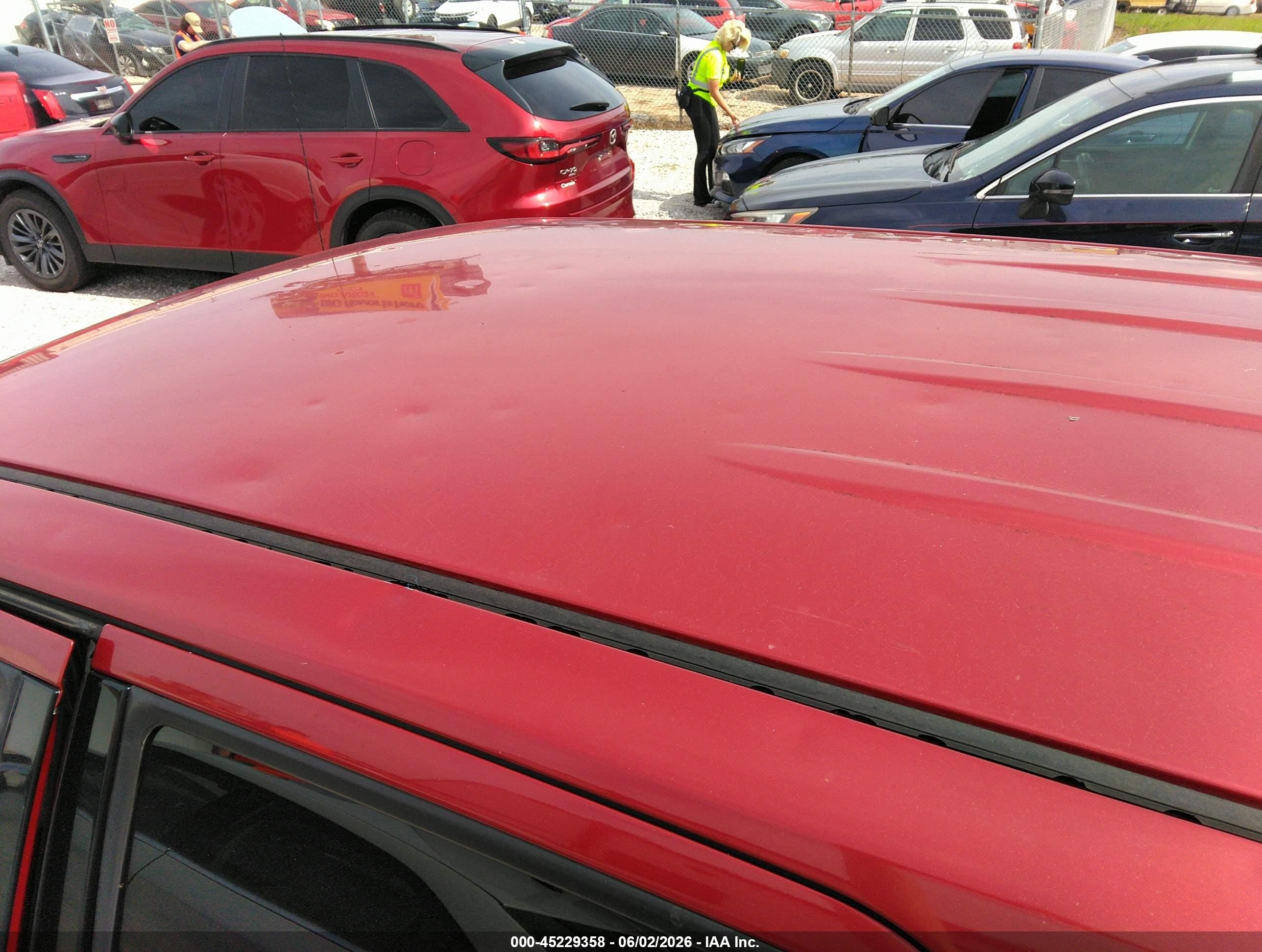 2010 Ford Escape Xls Red vin: 1FMCU0C70AKB90670