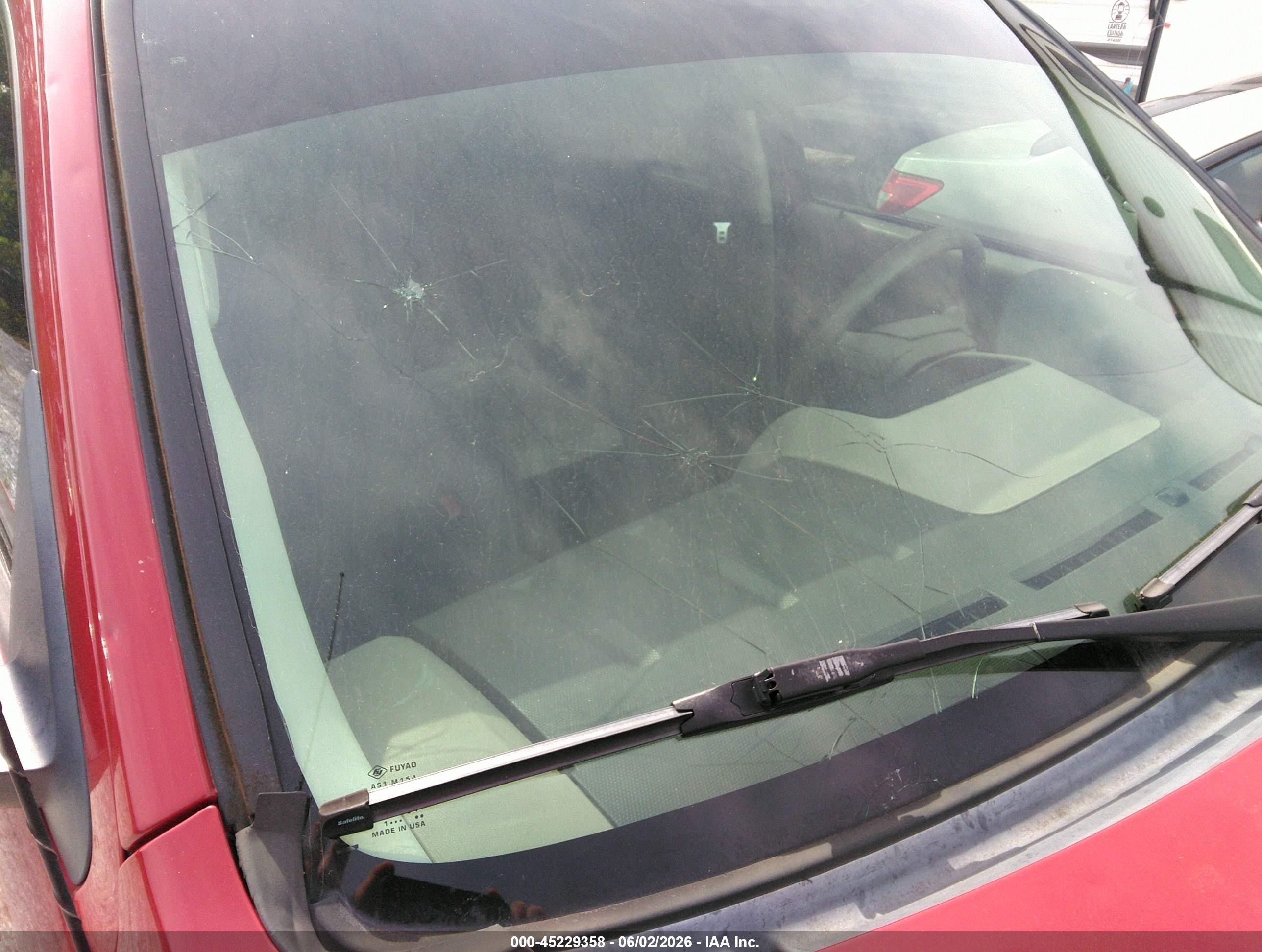 2010 Ford Escape Xls Red vin: 1FMCU0C70AKB90670