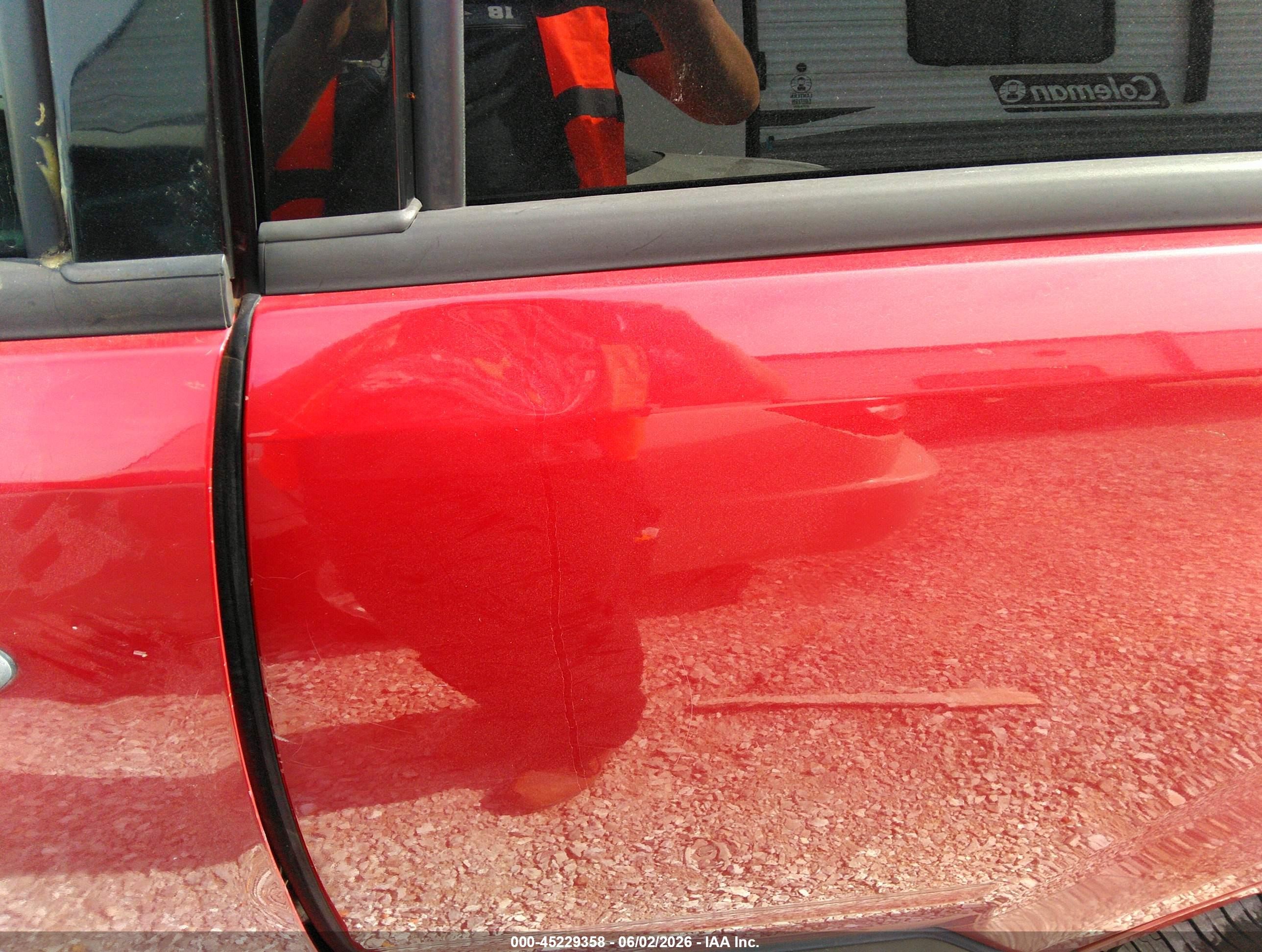 2010 Ford Escape Xls Red vin: 1FMCU0C70AKB90670