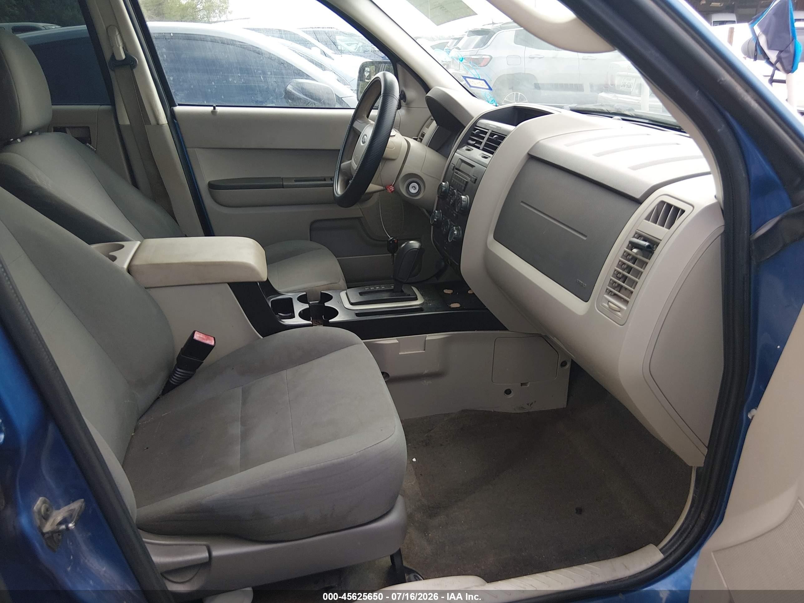 2010 Ford Escape Xls Light Blue vin: 1FMCU0C70AKD34413