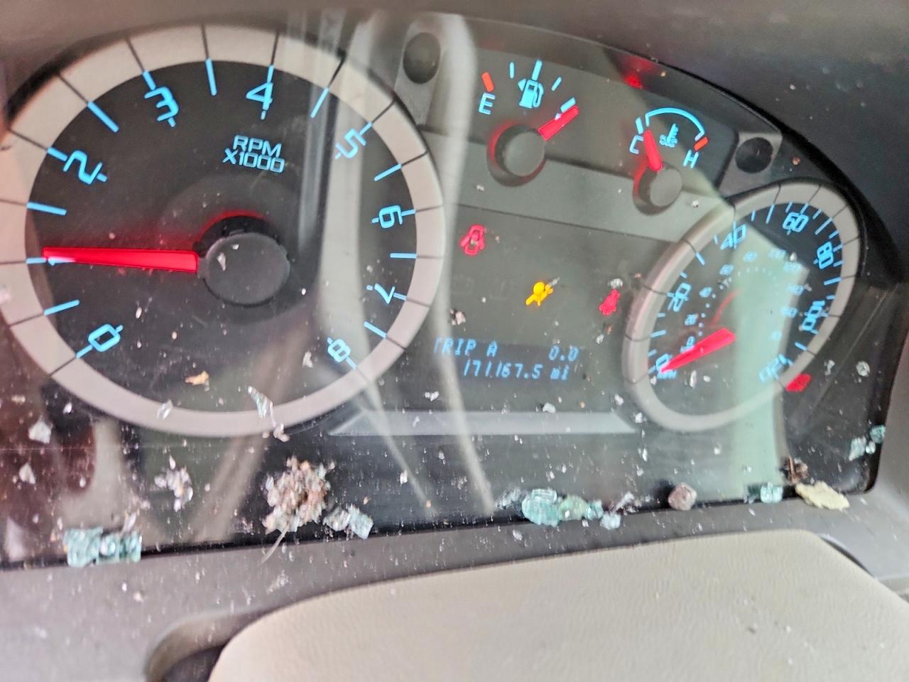 2012 Ford Escape Xls White vin: 1FMCU0C70CKC36016