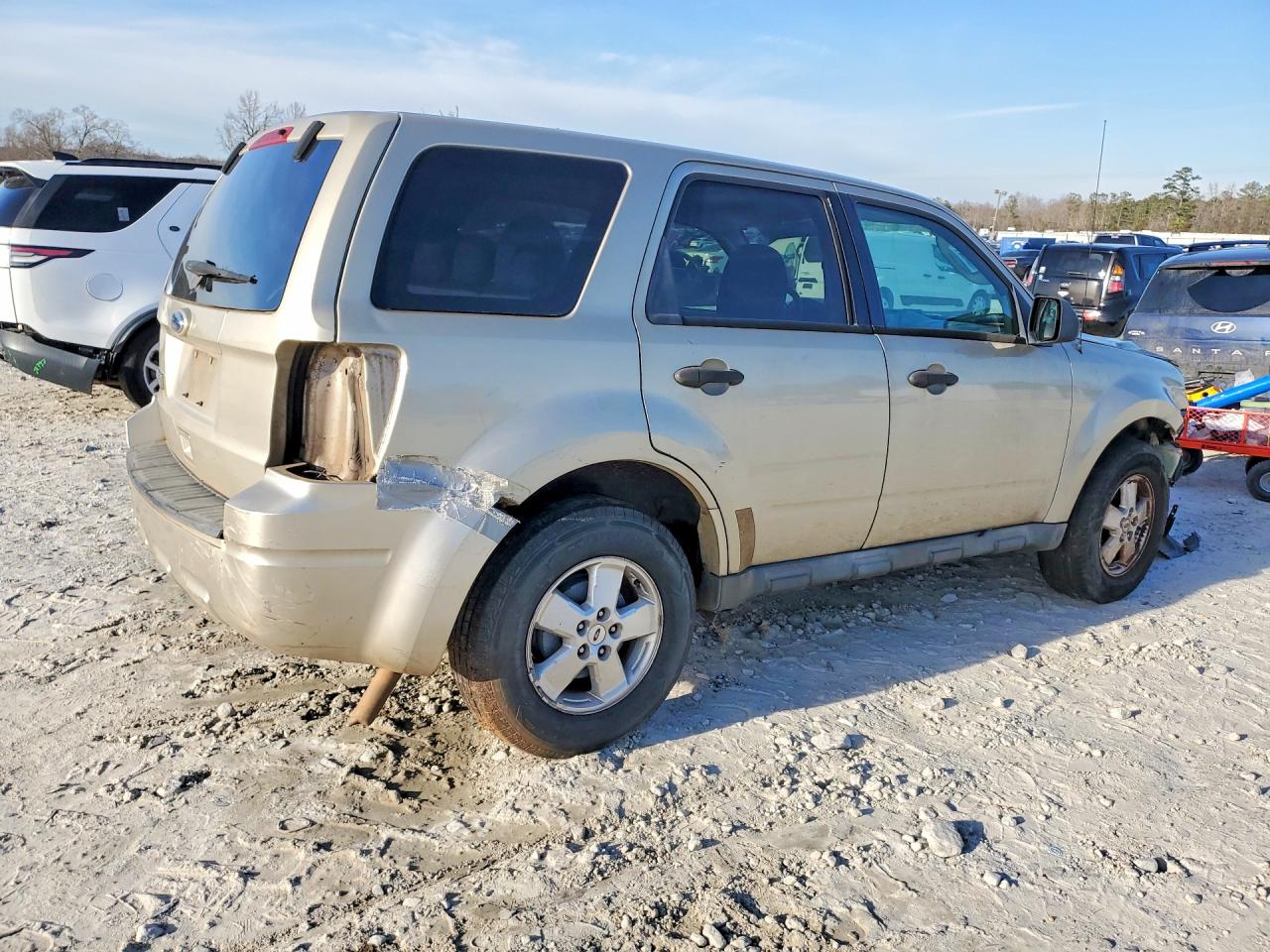 2010 Ford Escape Xls Gold vin: 1FMCU0C72AKB96289