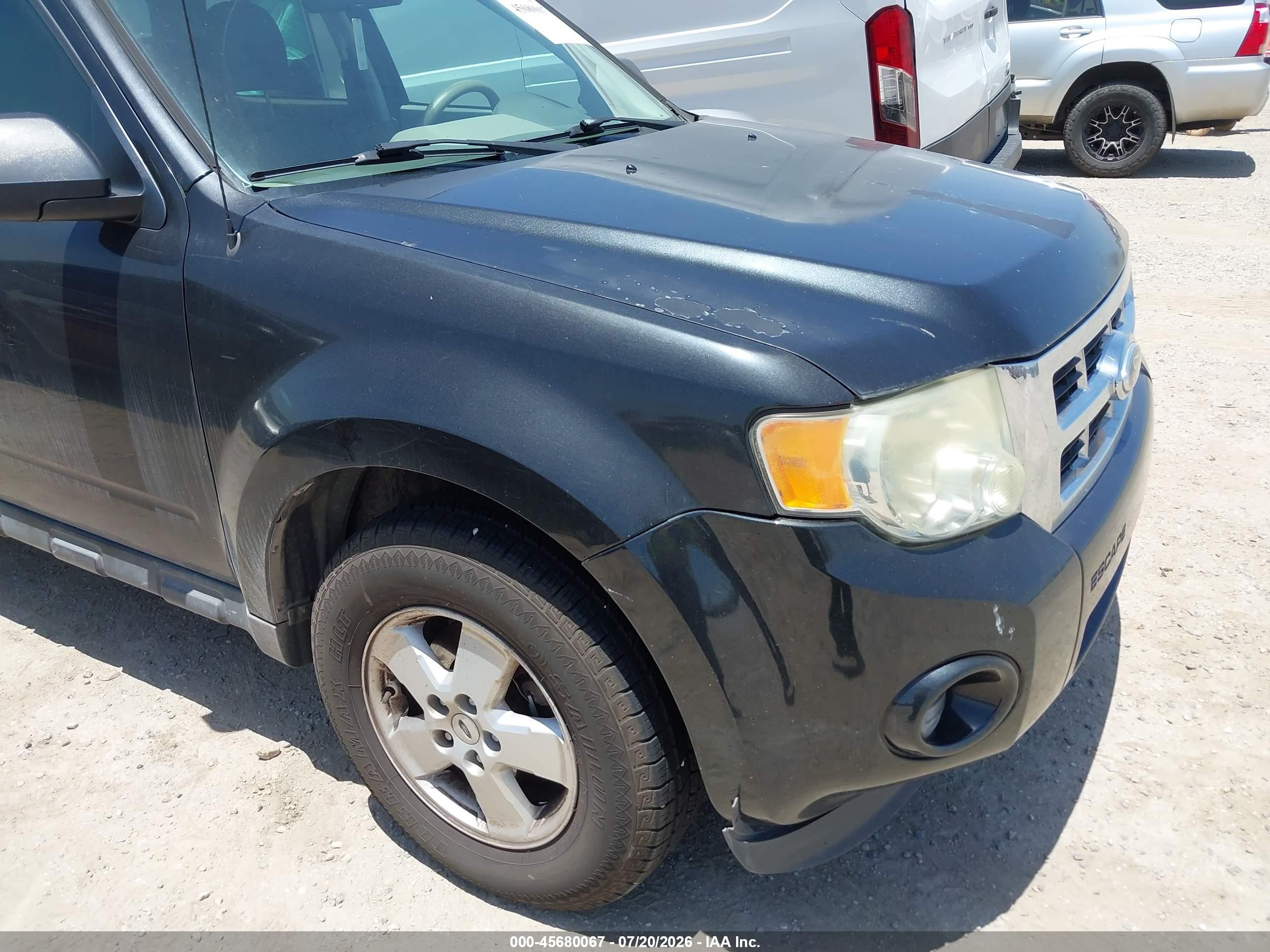 2011 Ford Escape Xls Black vin: 1FMCU0C72BKA45213