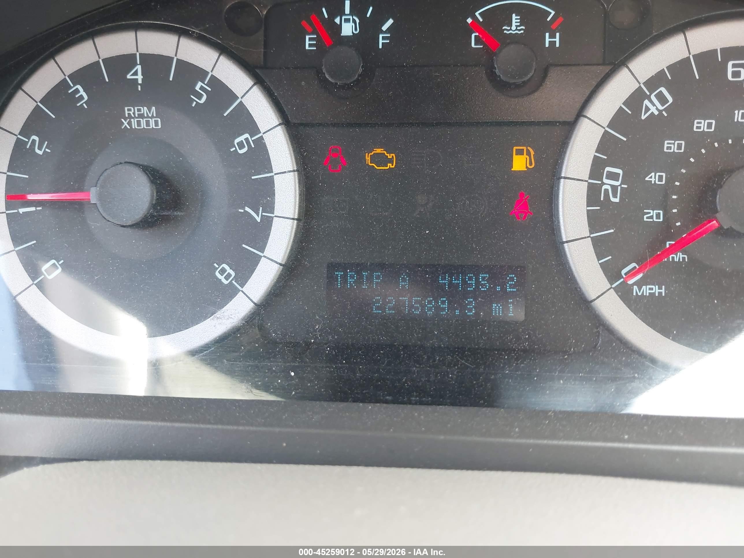 2011 Ford Escape Xls White vin: 1FMCU0C72BKC41815