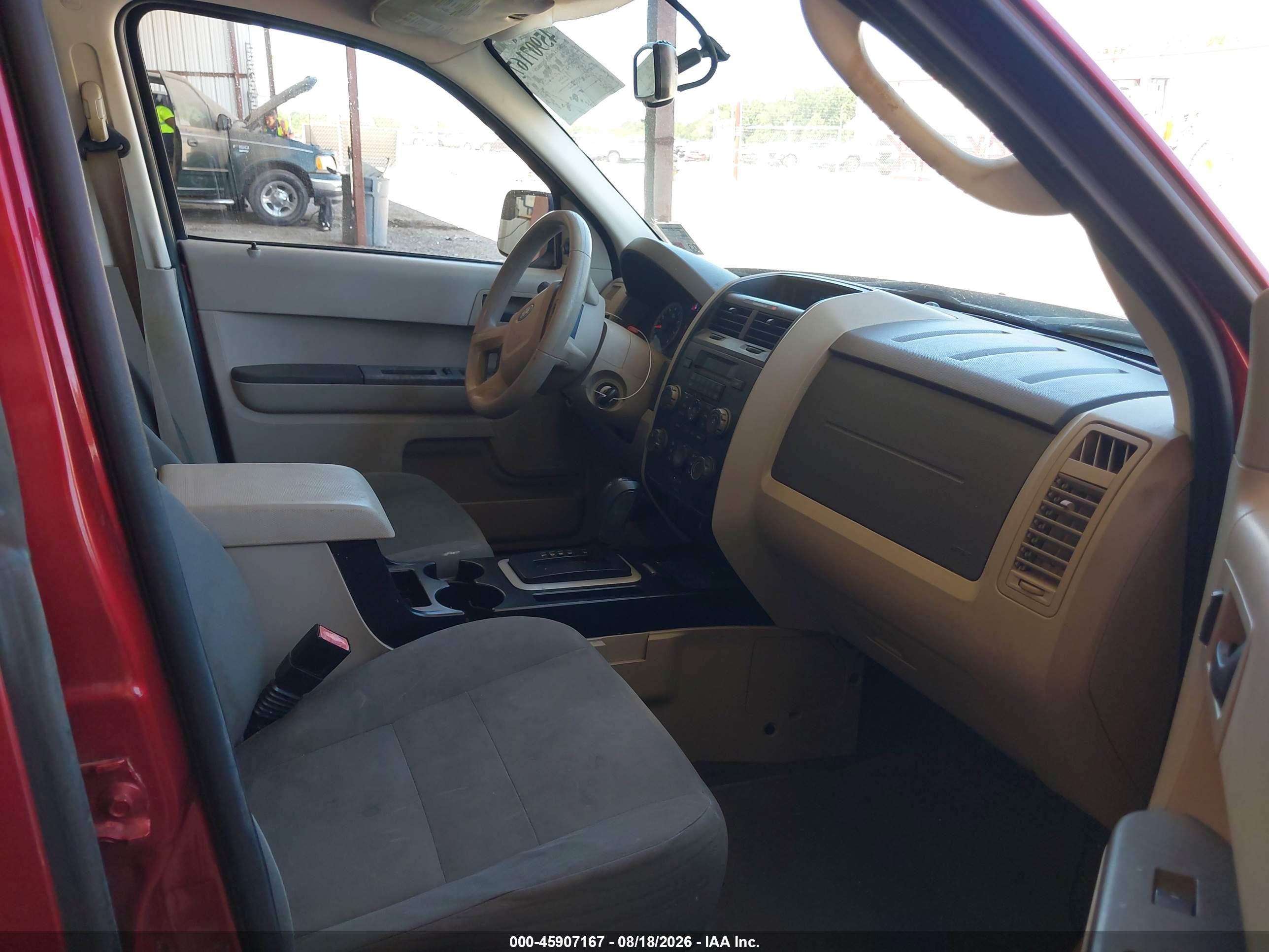 2012 Ford Escape Xls Red vin: 1FMCU0C72CKB26987