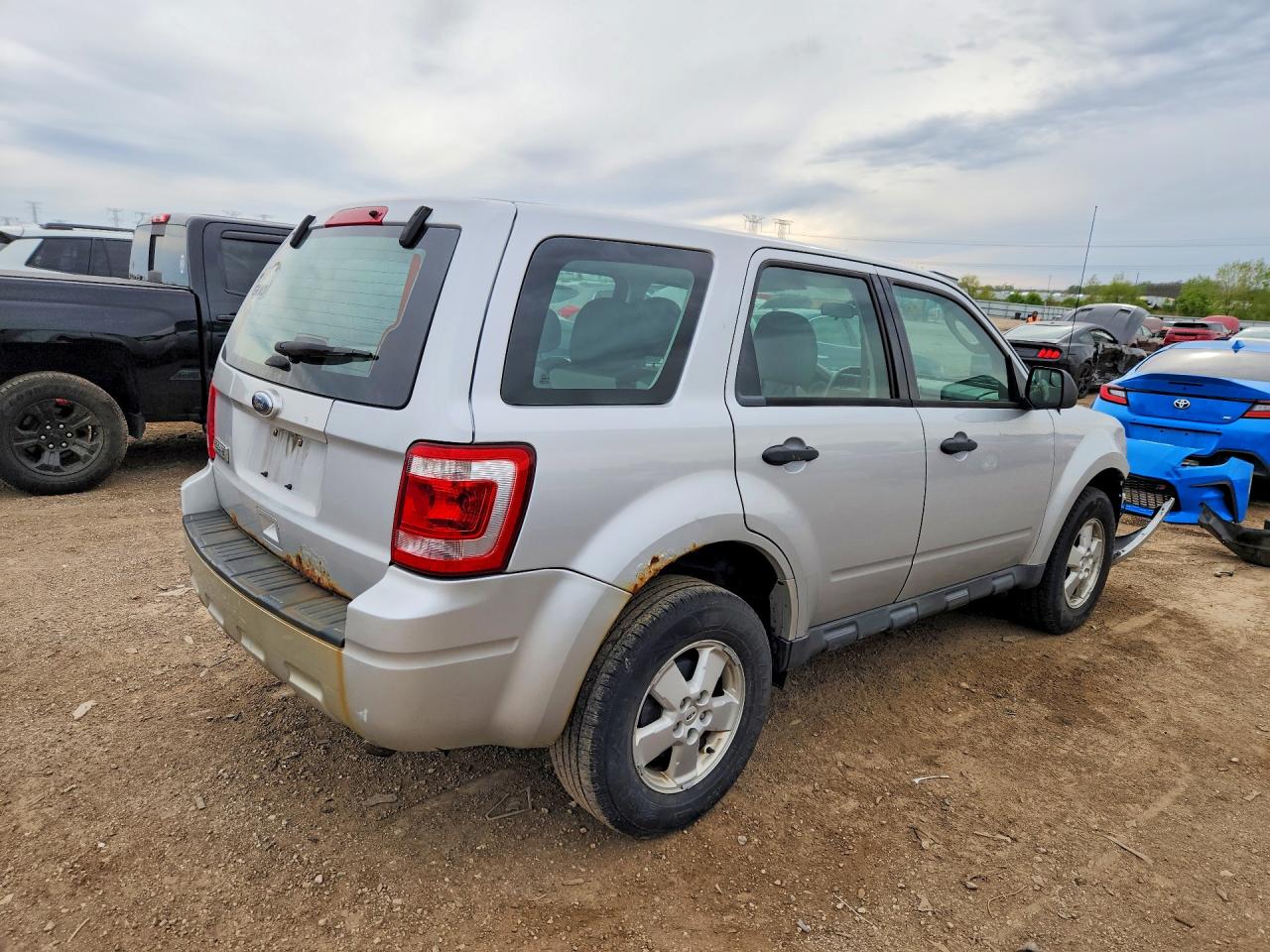 2012 Ford Escape Xls Silver vin: 1FMCU0C72CKC19895