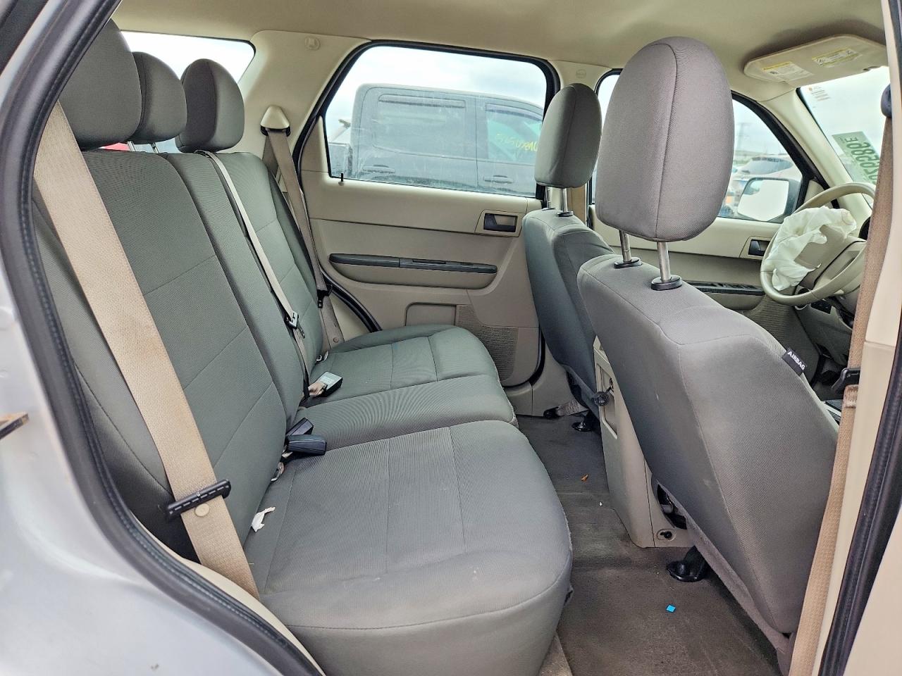 2012 Ford Escape Xls Silver vin: 1FMCU0C72CKC19895