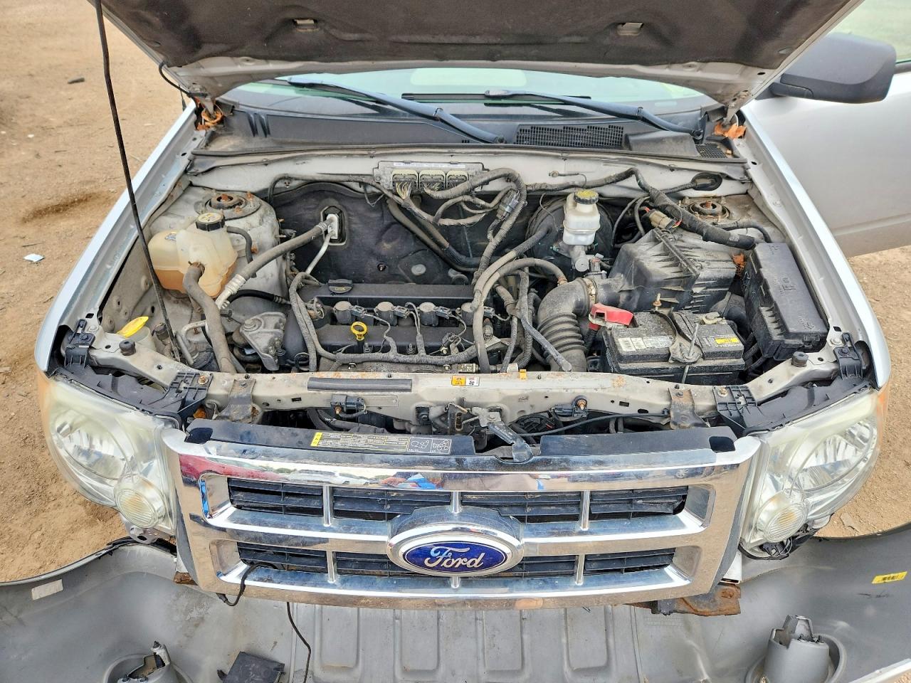 2012 Ford Escape Xls Silver vin: 1FMCU0C72CKC19895