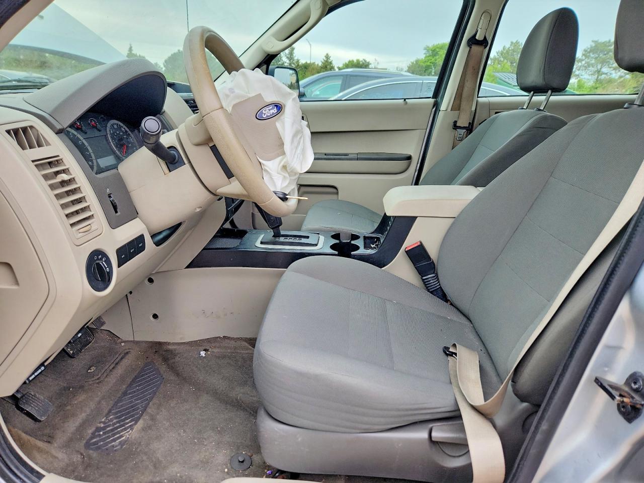 2012 Ford Escape Xls Silver vin: 1FMCU0C72CKC19895
