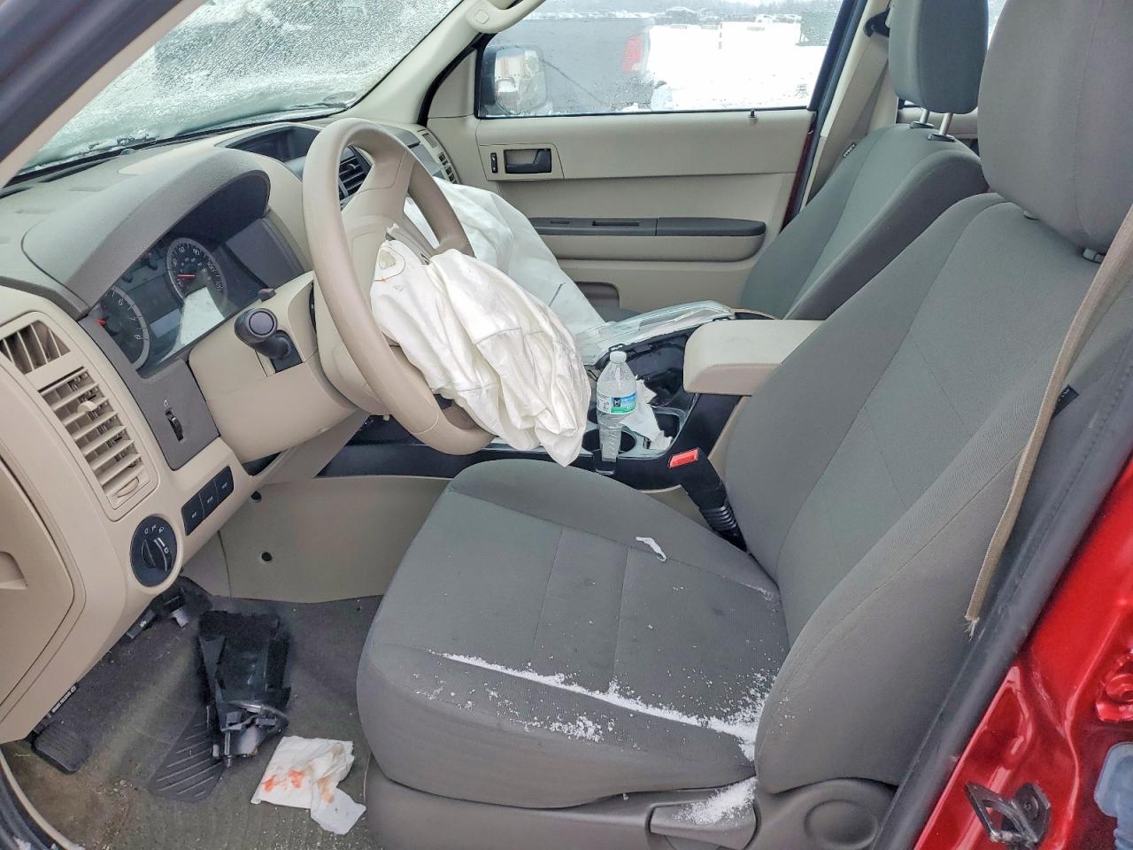2012 Ford Escape Xls Red vin: 1FMCU0C72CKC77974