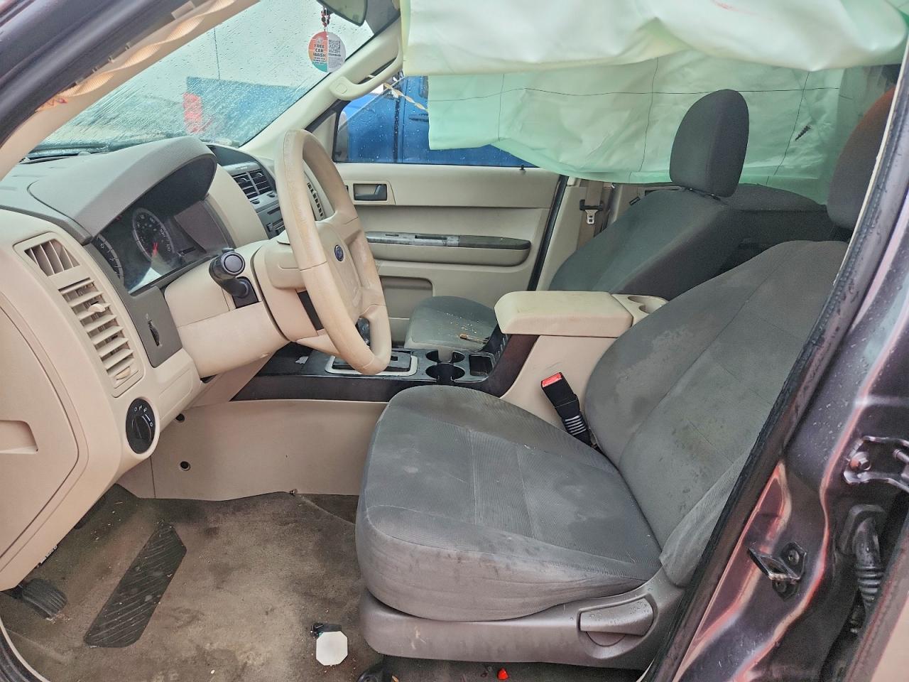 2010 Ford Escape Xls Gray vin: 1FMCU0C73AKD37807
