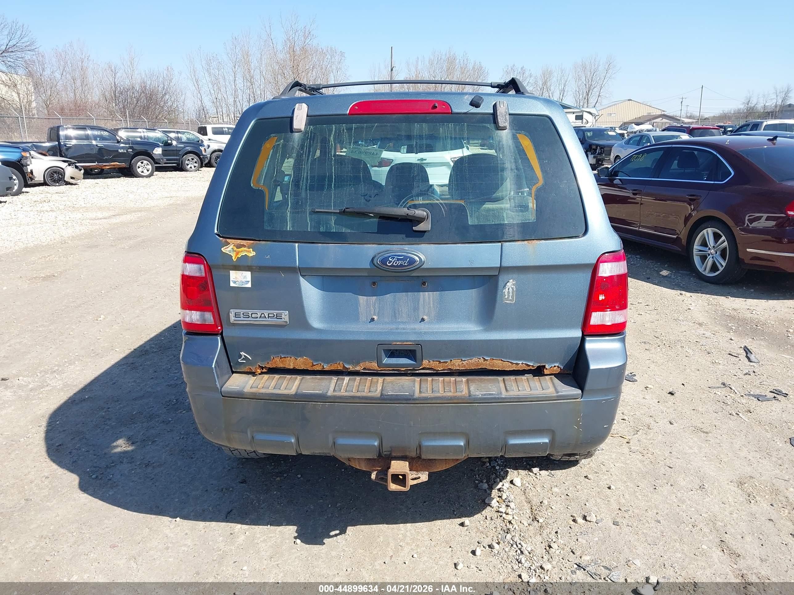 2011 Ford Escape Xls Blue vin: 1FMCU0C73BKA37640