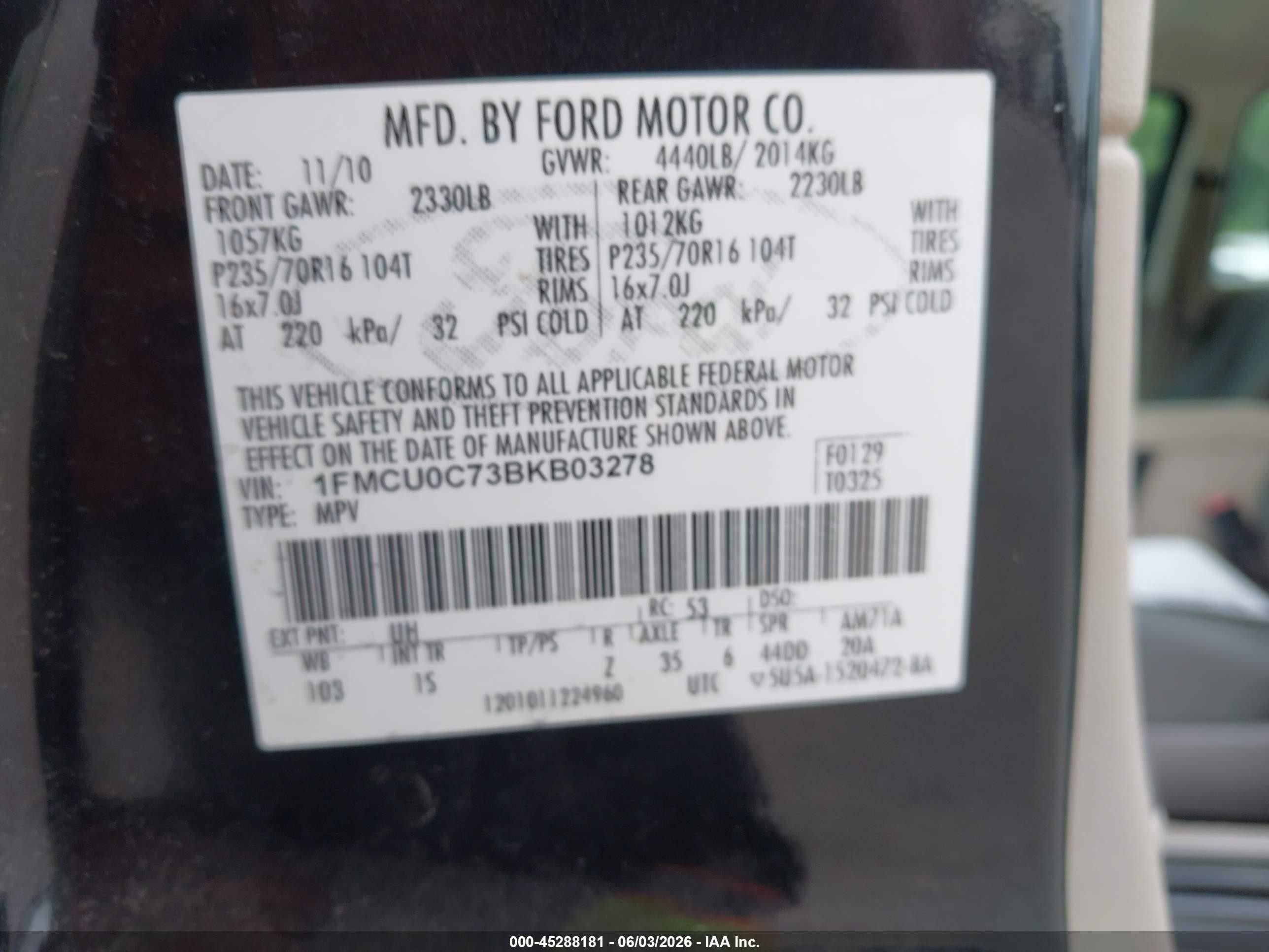 2011 Ford Escape Xls Черный vin: 1FMCU0C73BKB03278