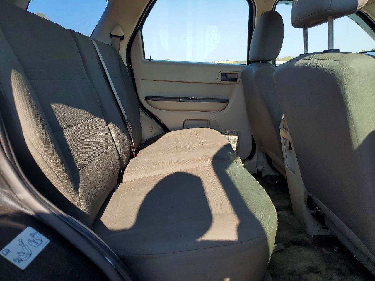 2011 Ford Escape Xls Black vin: 1FMCU0C73BKC29415