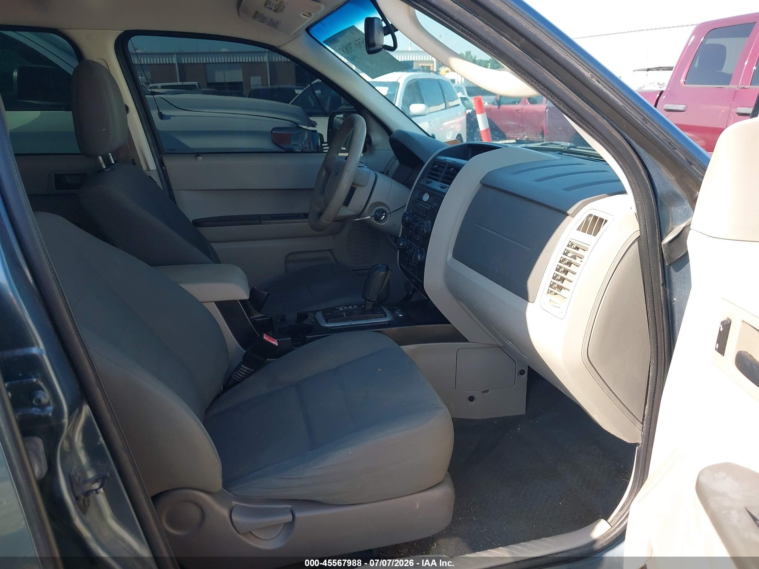 2012 Ford Escape Xls Blue vin: 1FMCU0C73CKA22167
