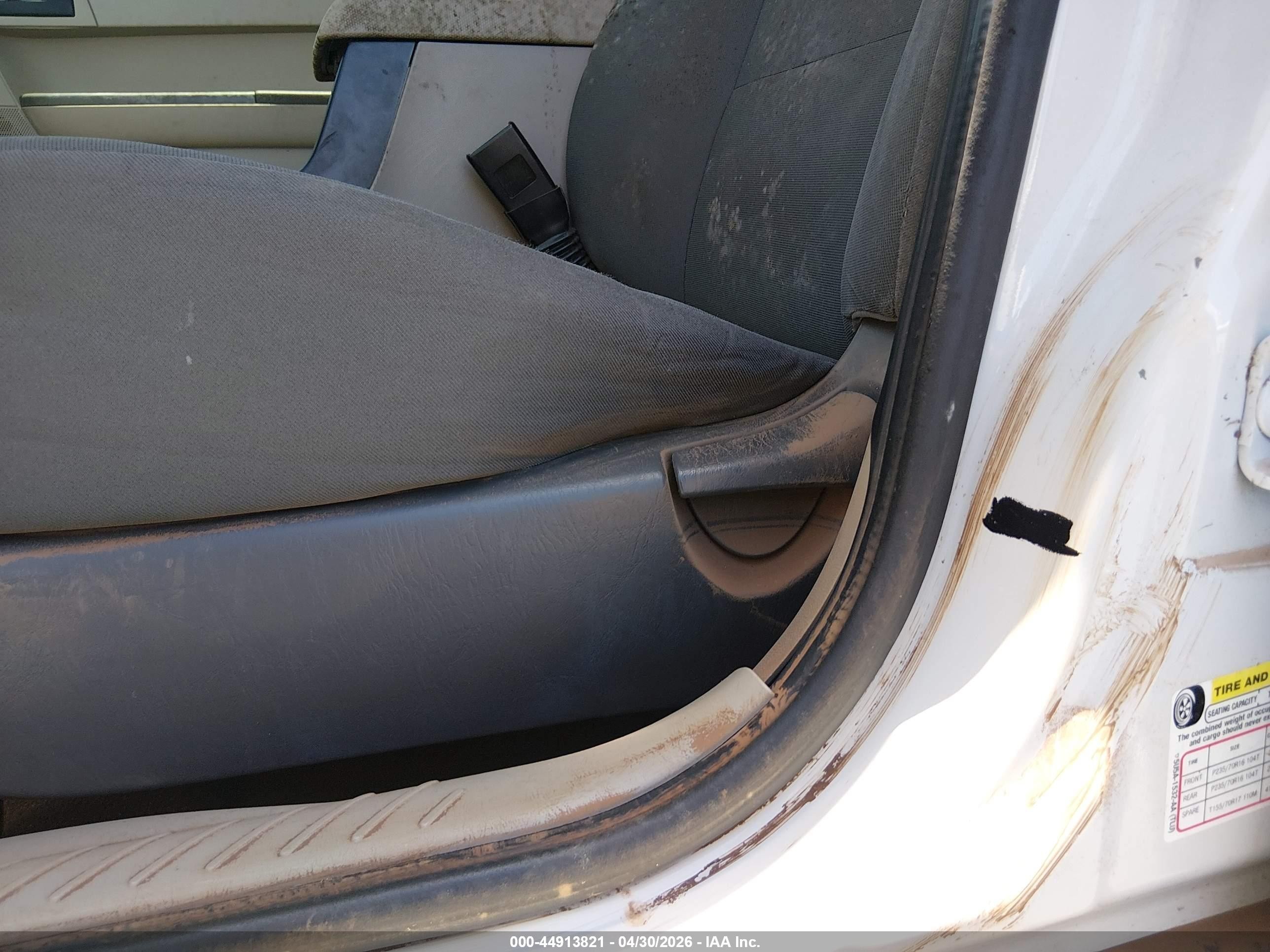 2012 Ford Escape Xls White vin: 1FMCU0C73CKB81254
