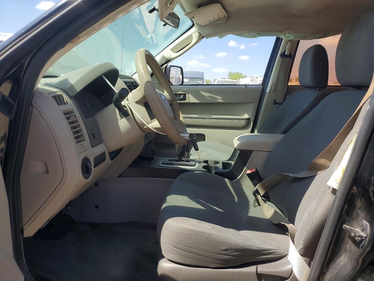 2012 Ford Escape Xls Black vin: 1FMCU0C73CKC17590