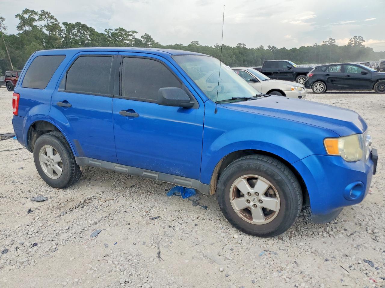 2011 Ford Escape Xls Blue vin: 1FMCU0C74BKB54773