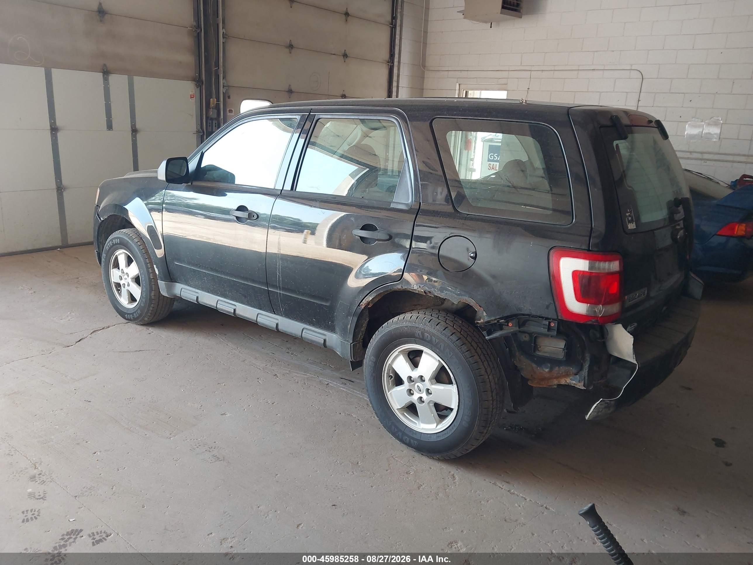 2012 Ford Escape Xls Black vin: 1FMCU0C74CKB04280