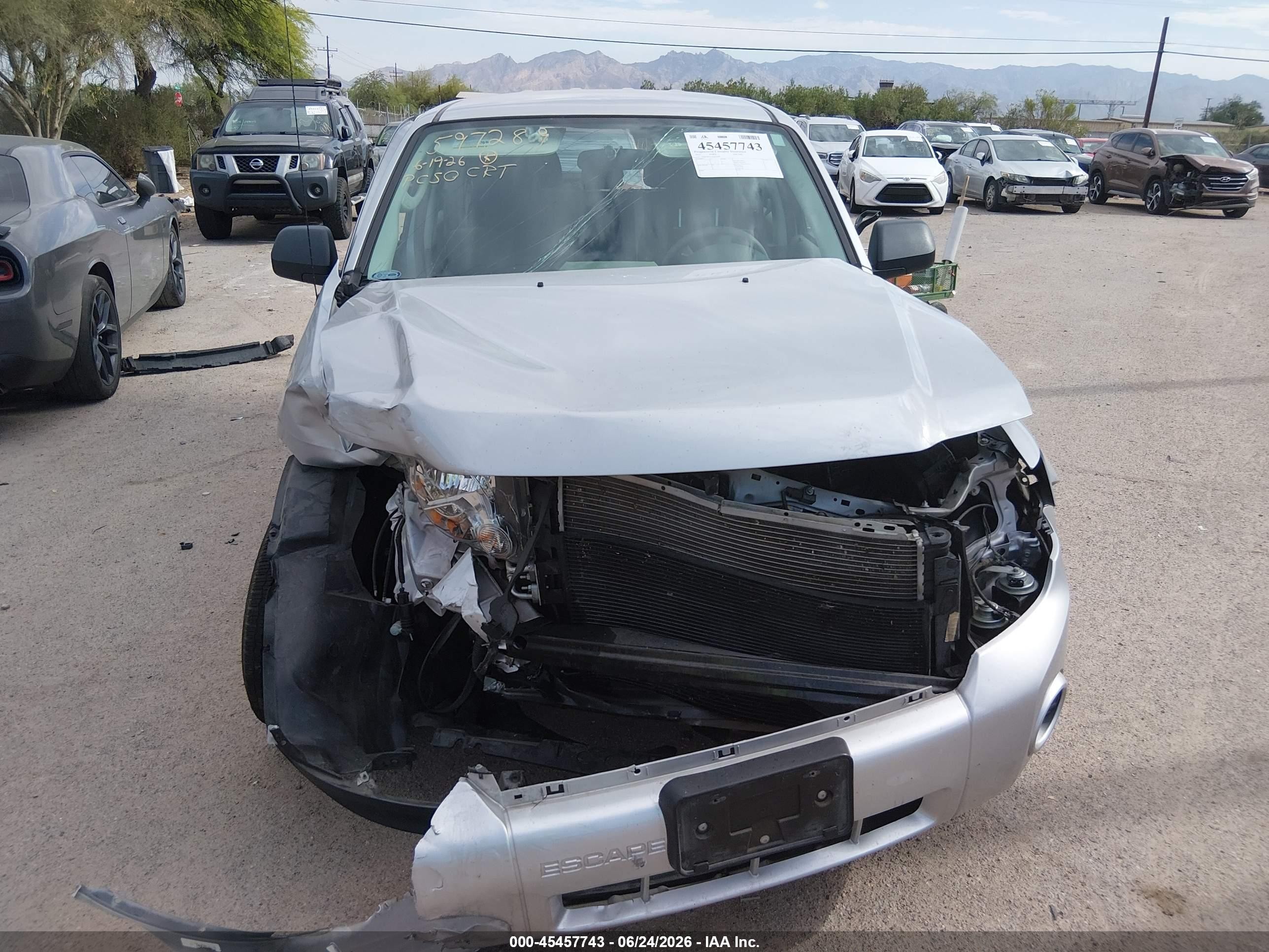 2012 Ford Escape Xls Silver vin: 1FMCU0C74CKB32368