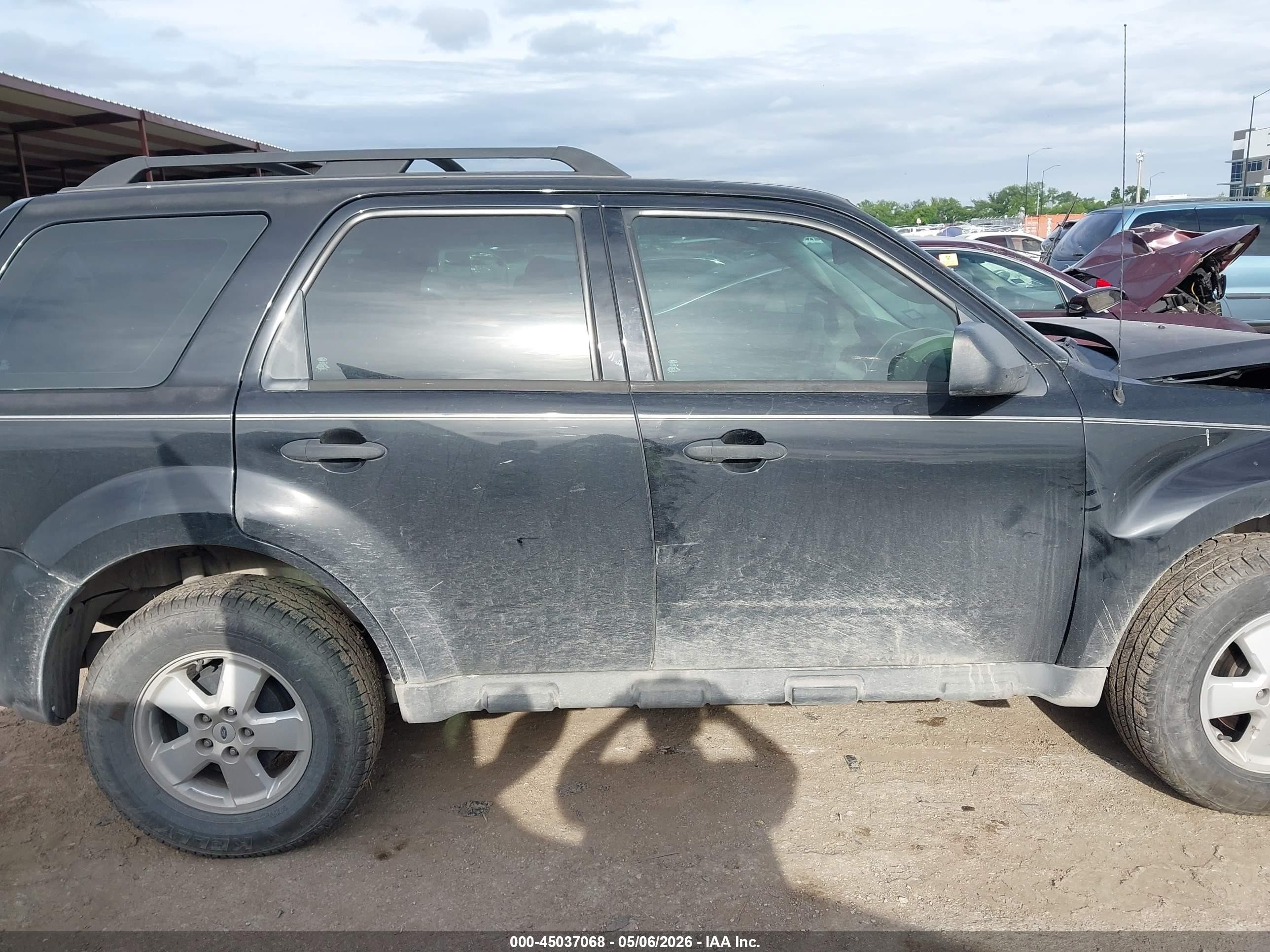 2012 Ford Escape Xls Черный vin: 1FMCU0C74CKC06307