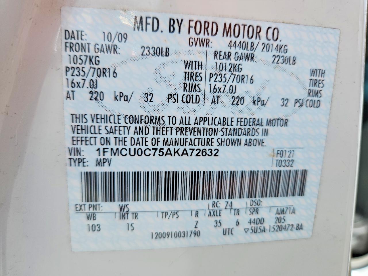2010 Ford Escape Xls White vin: 1FMCU0C75AKA72632