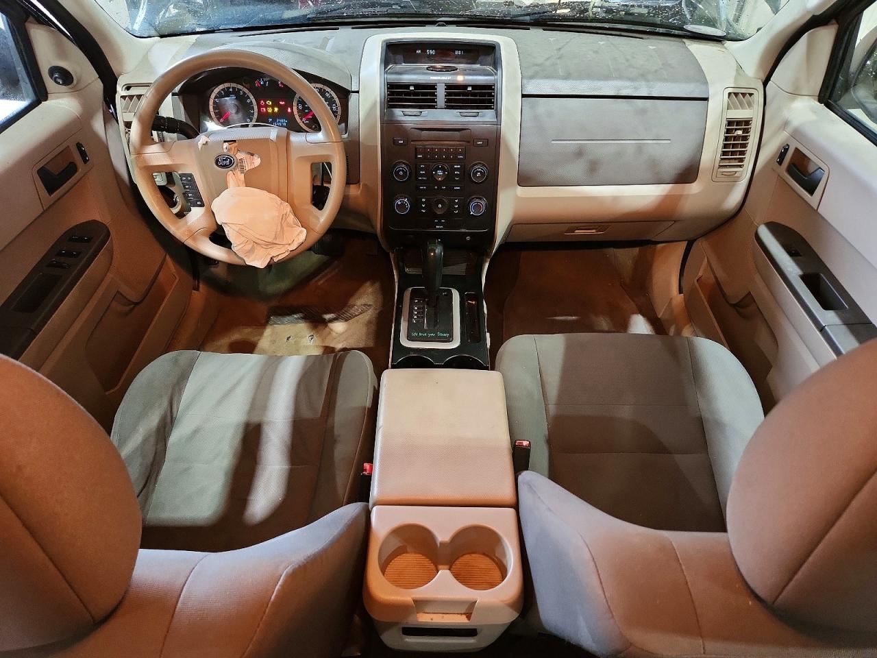 2010 Ford Escape Xls Черный vin: 1FMCU0C75AKD23505